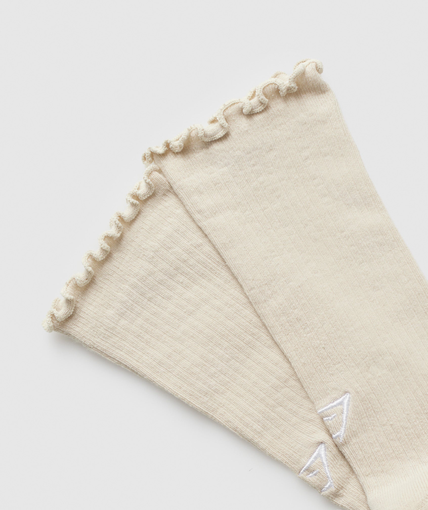 gymshark-frill-crew-single-sock-cream-beige-soft-white-aw24