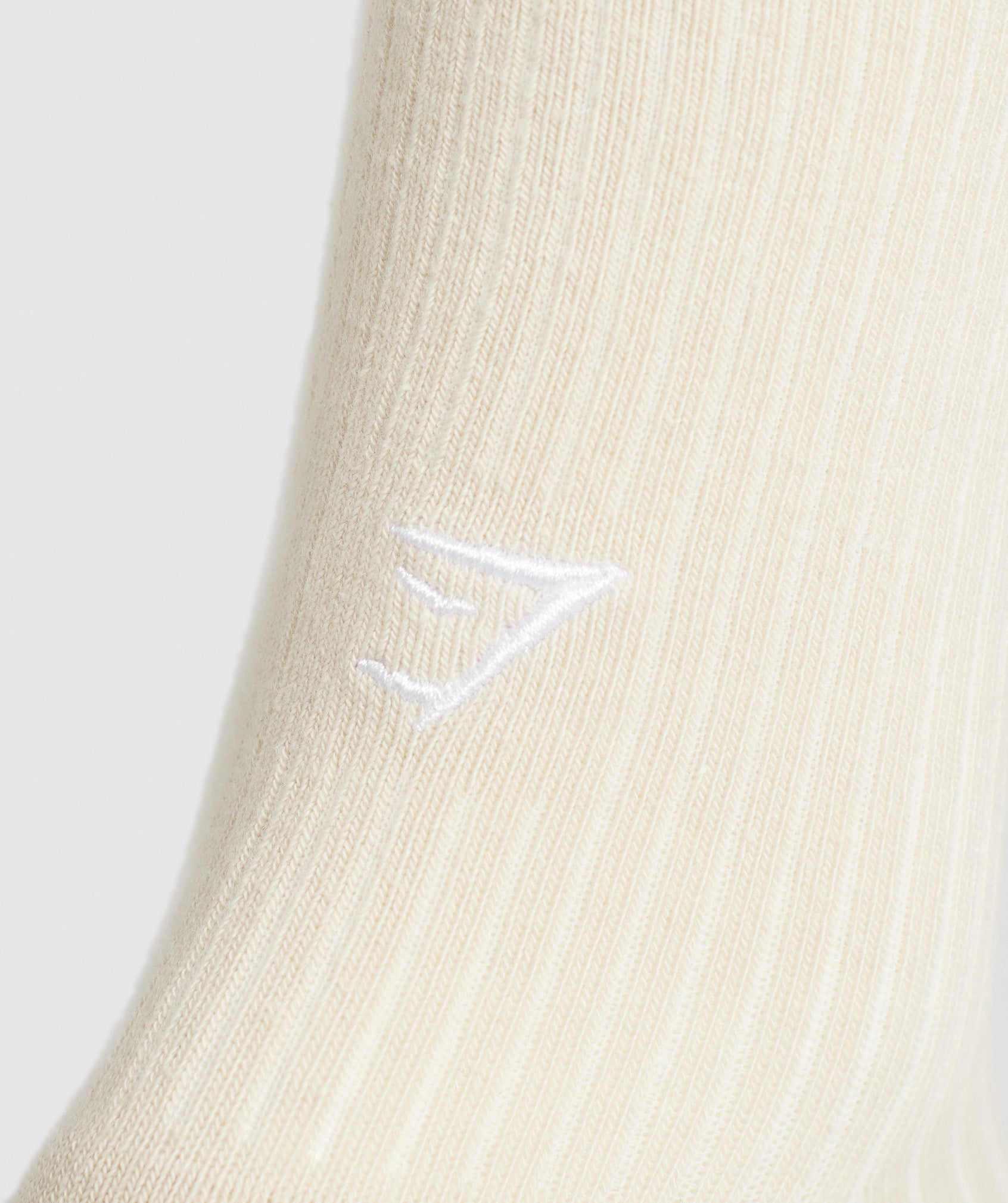 gymshark-frill-crew-single-sock-cream-beige-soft-white-aw24