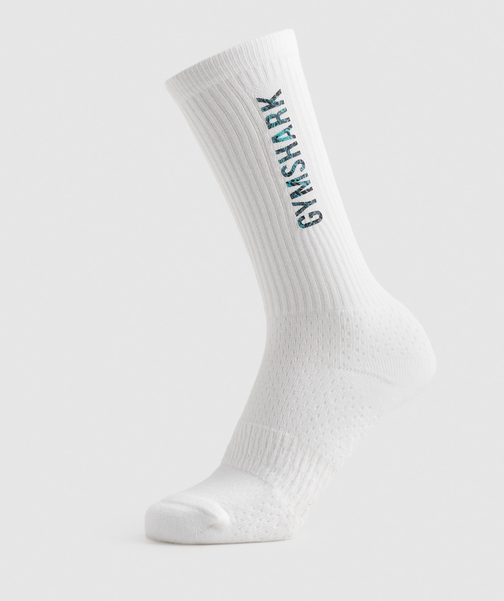 gymshark-animal-print-crew-socks-white-aw21