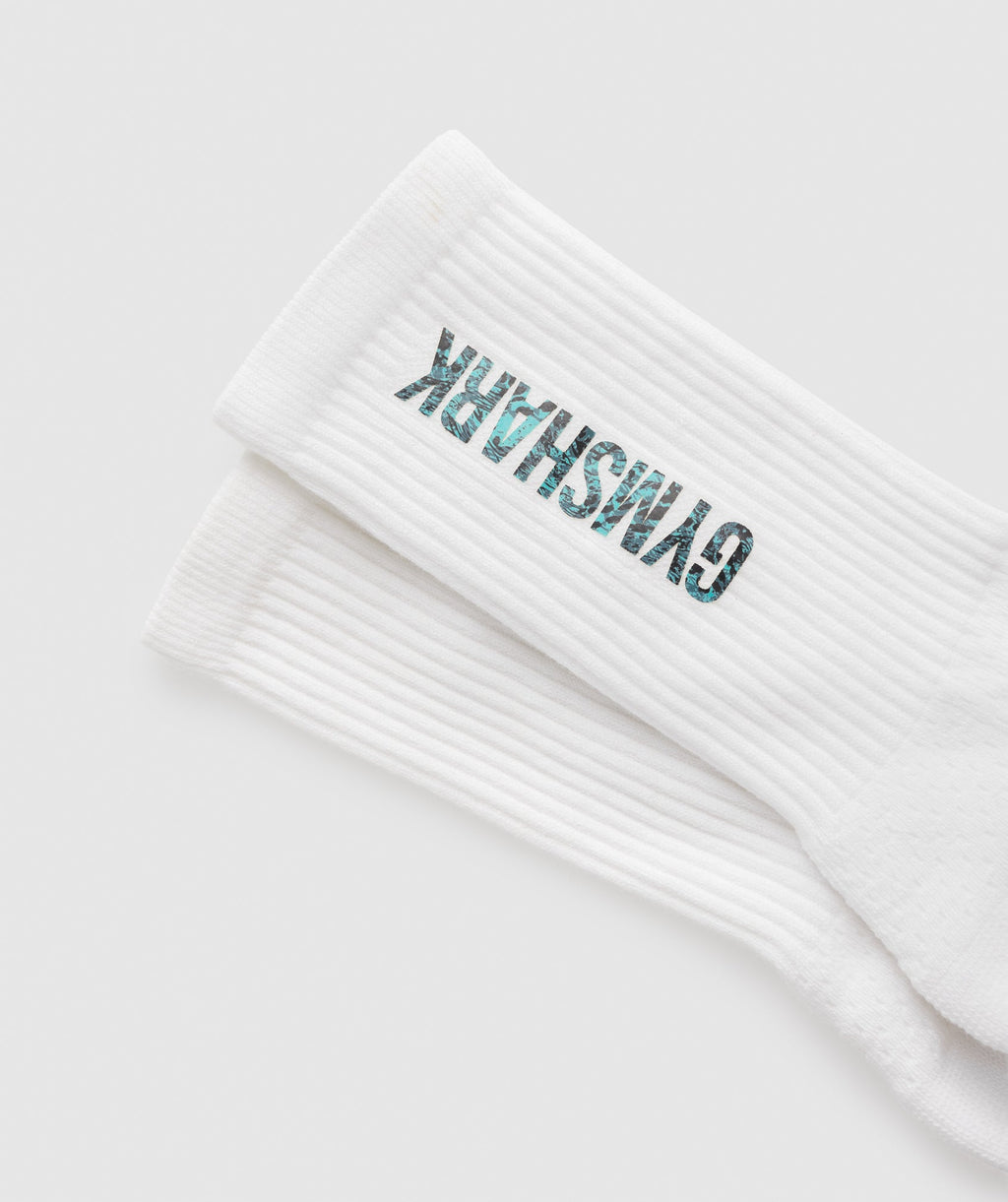 gymshark-animal-print-crew-socks-white-aw21