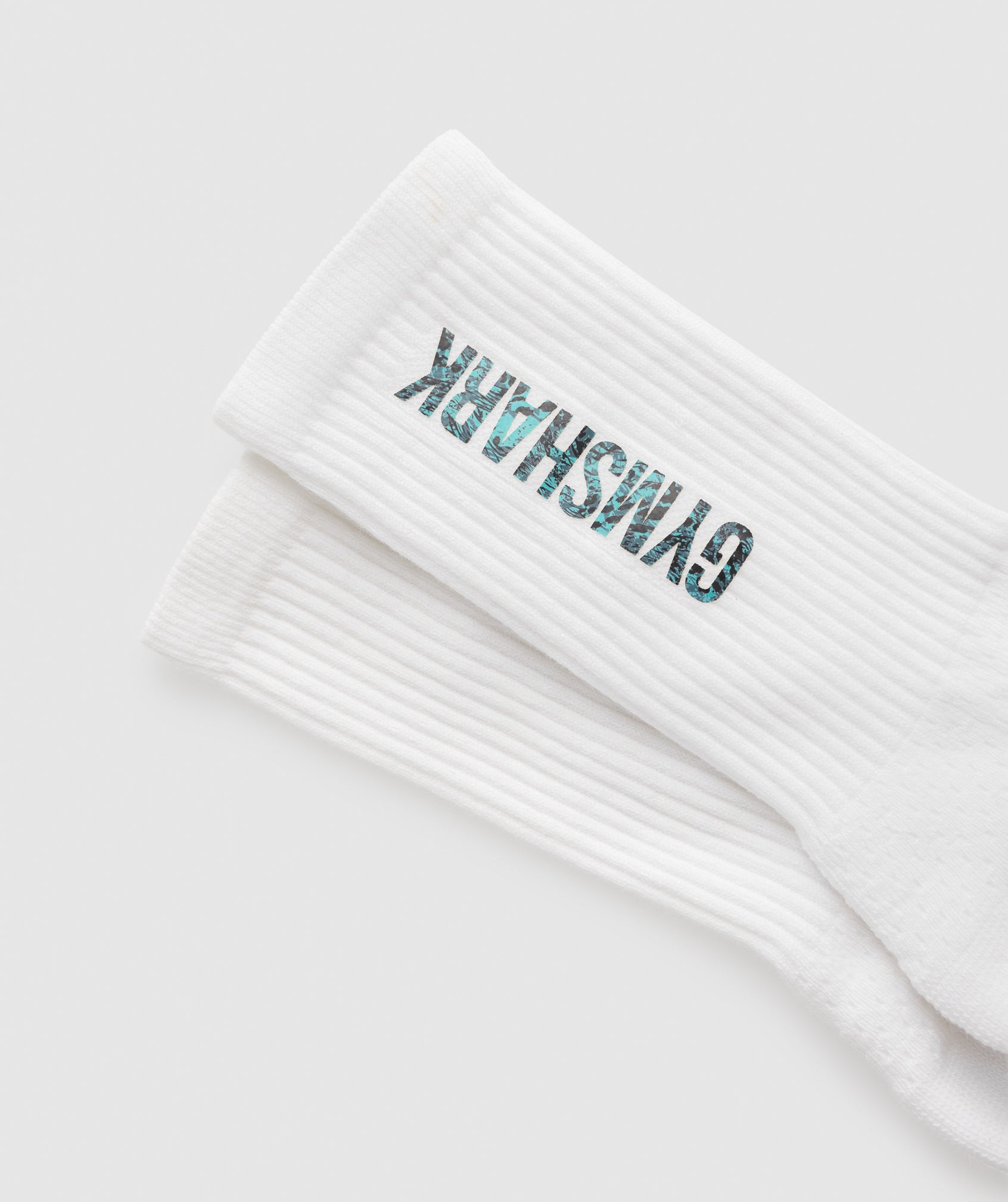 gymshark-animal-print-crew-socks-white-aw21