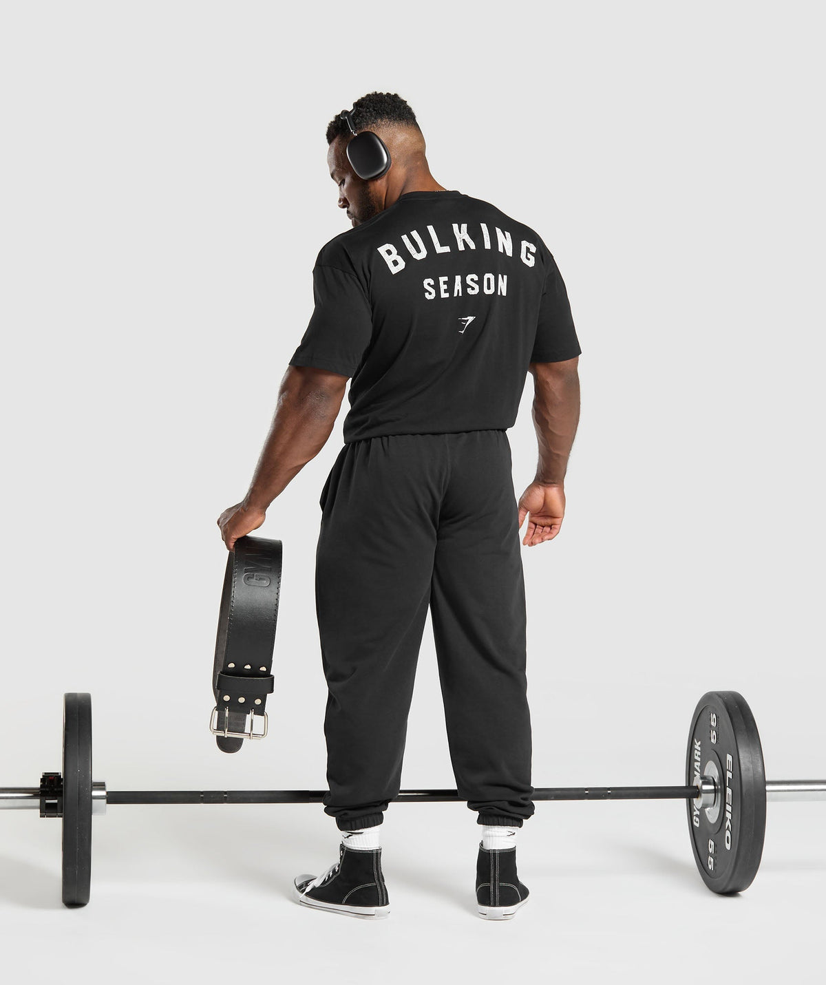 gymshark-bulking-season-t-shirt-black-aw24