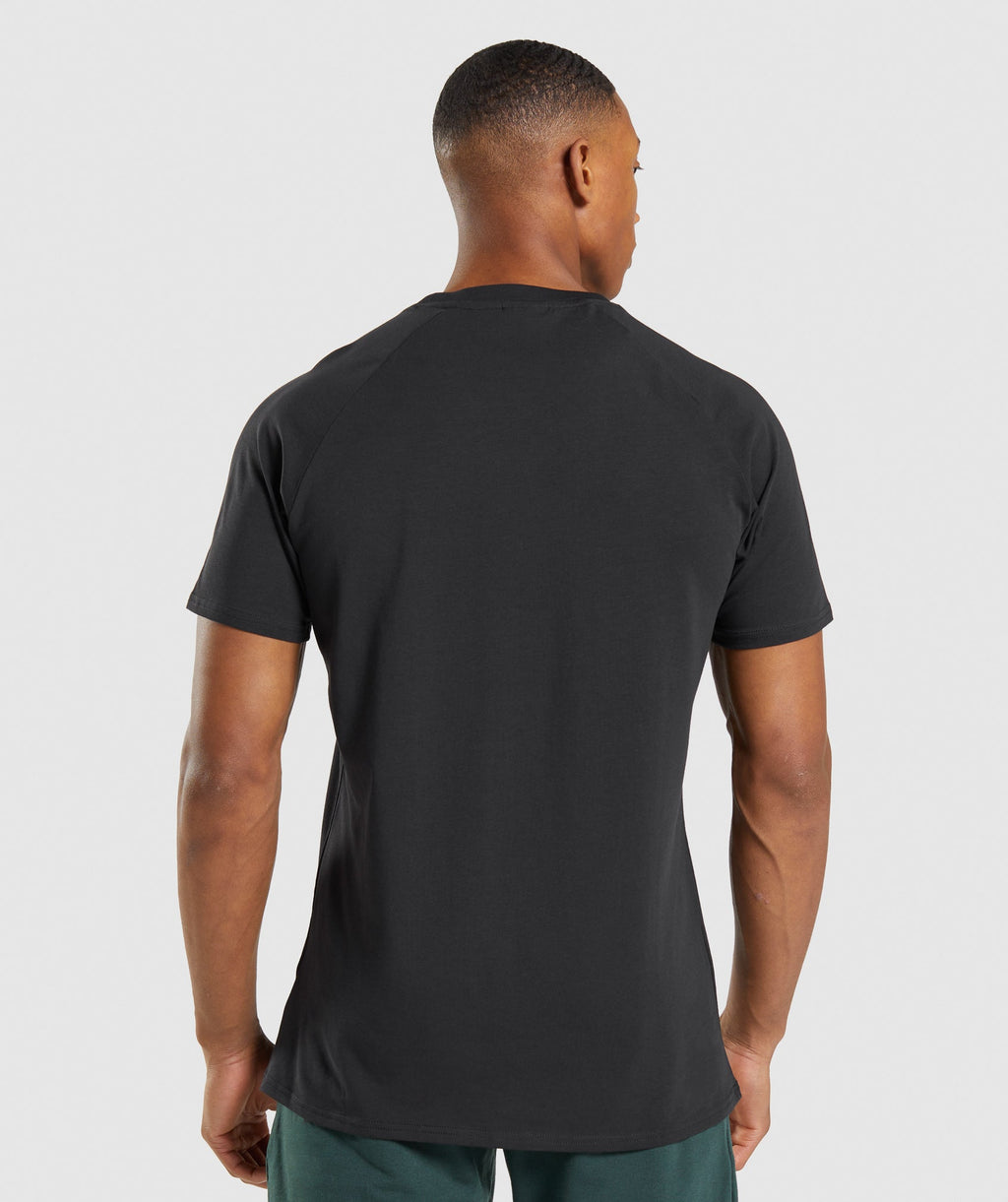 gymshark-apollo-camo-t-shirt-black-ss22