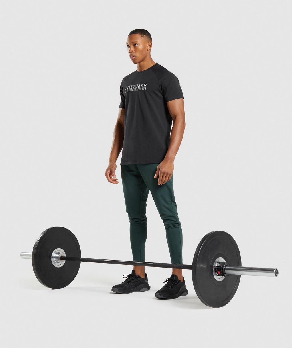 gymshark-apollo-camo-t-shirt-black-ss22