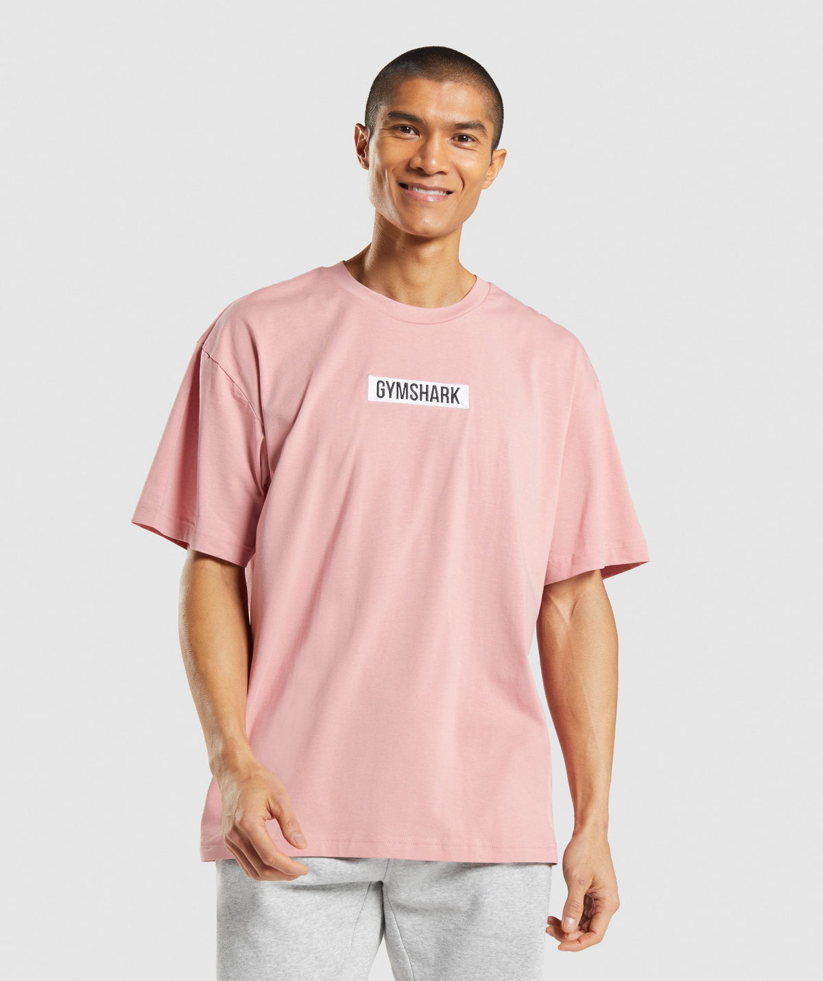 gymshark-central-oversized-t-shirt-pink-aw21