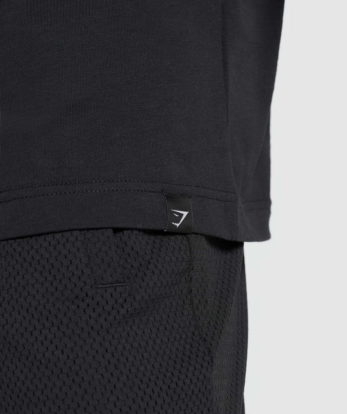 gymshark-dumbbells-long-sleeve-t-shirt-black-ss24