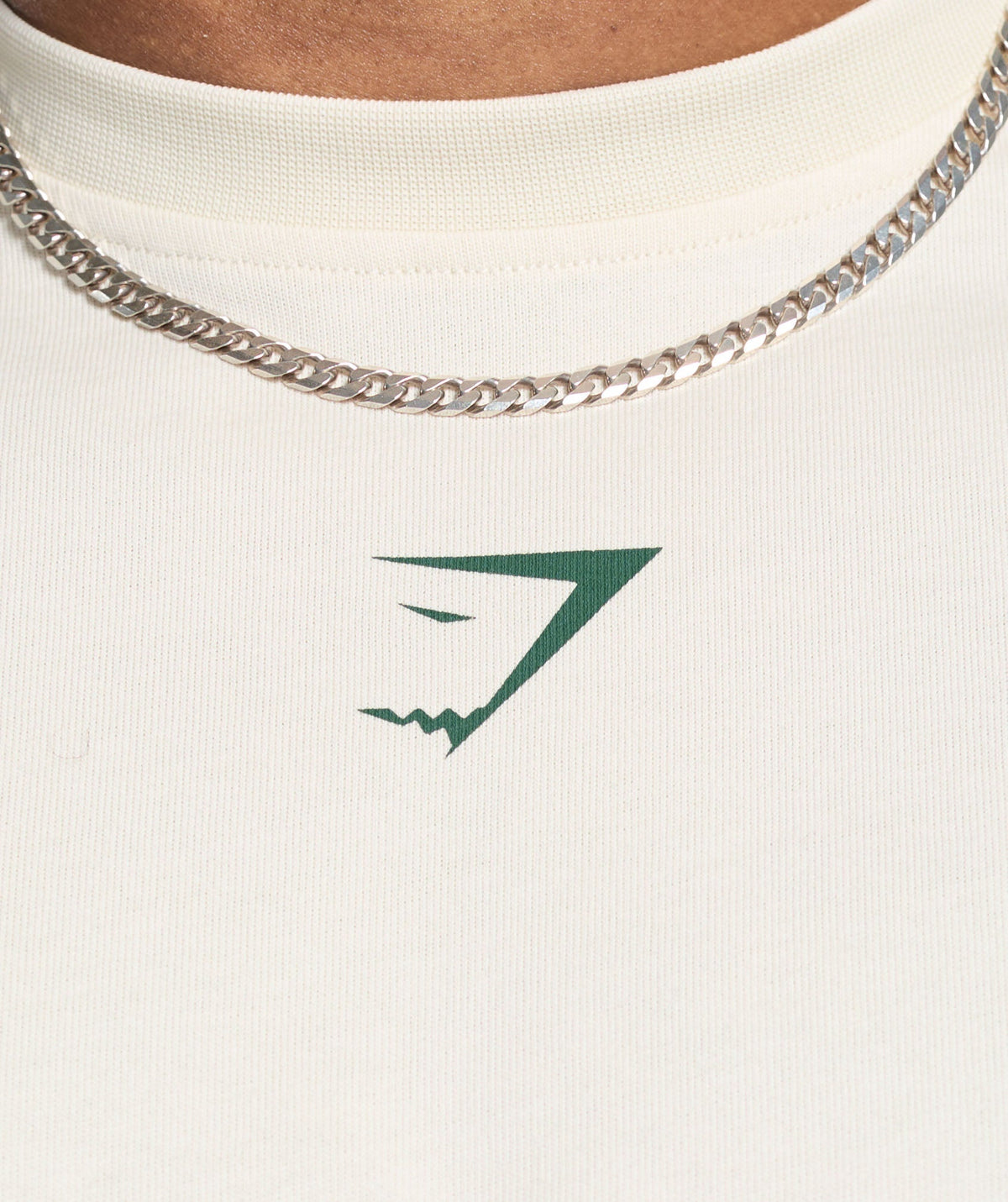 gymshark-lifting-club-t-shirt-oat-white-classic-green-ss25
