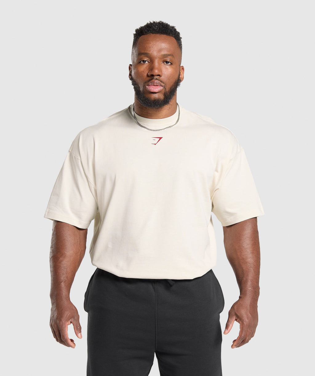 gymshark-lifting-club-t-shirt-oat-white-conditioning-red-ss25