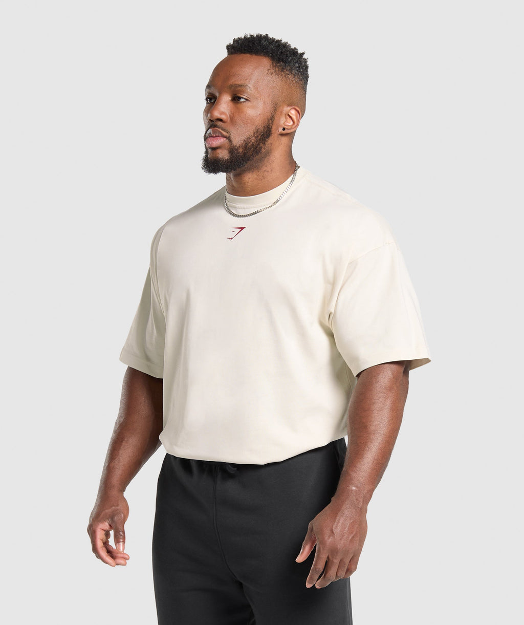 gymshark-lifting-club-t-shirt-oat-white-conditioning-red-ss25