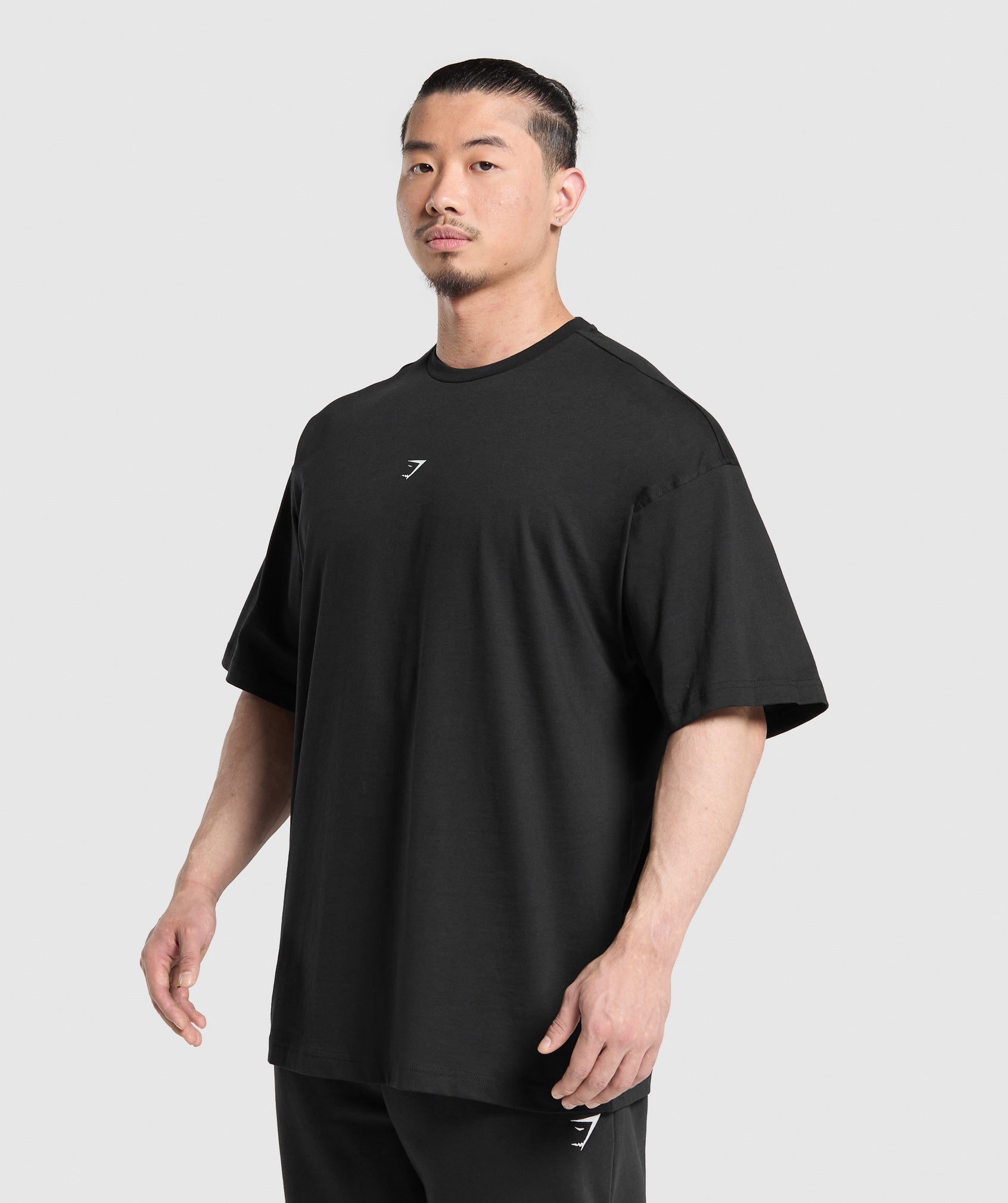 gymshark-atlas-t-shirt-black-ss25