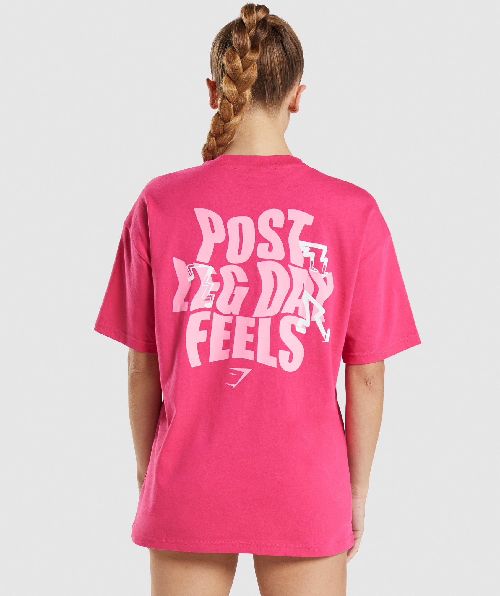 gymshark-leg-day-oversized-t-shirt-hibiscus-pink-ss22