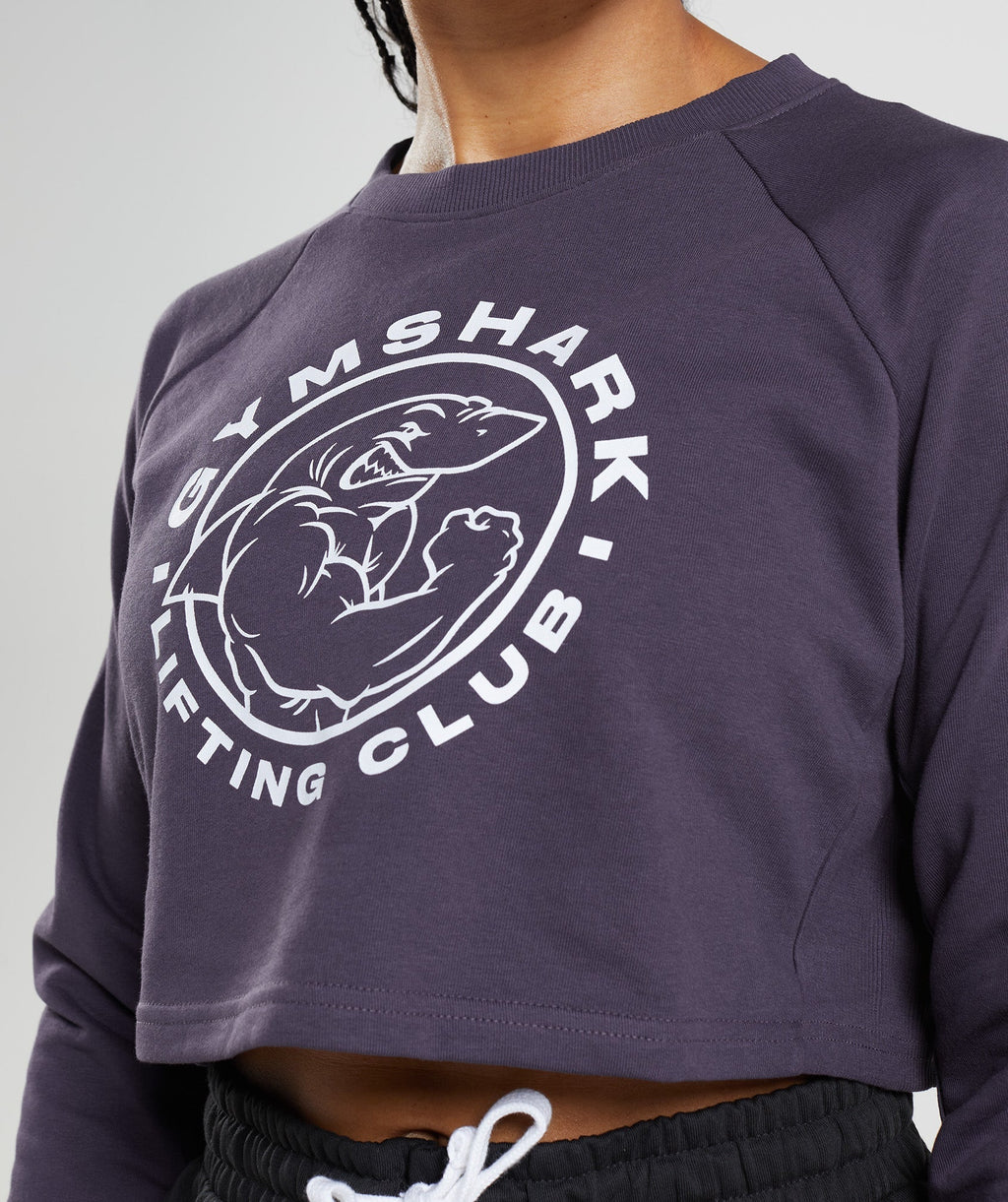 gymshark-legacy-cropped-sweater-rich-purple-ss22
