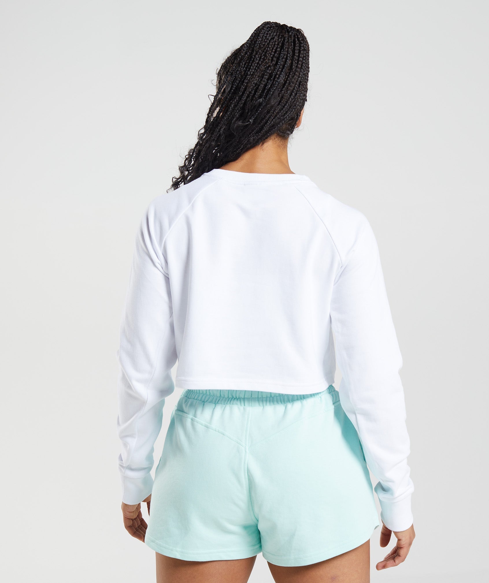 gymshark-legacy-cropped-sweater-white-ss22