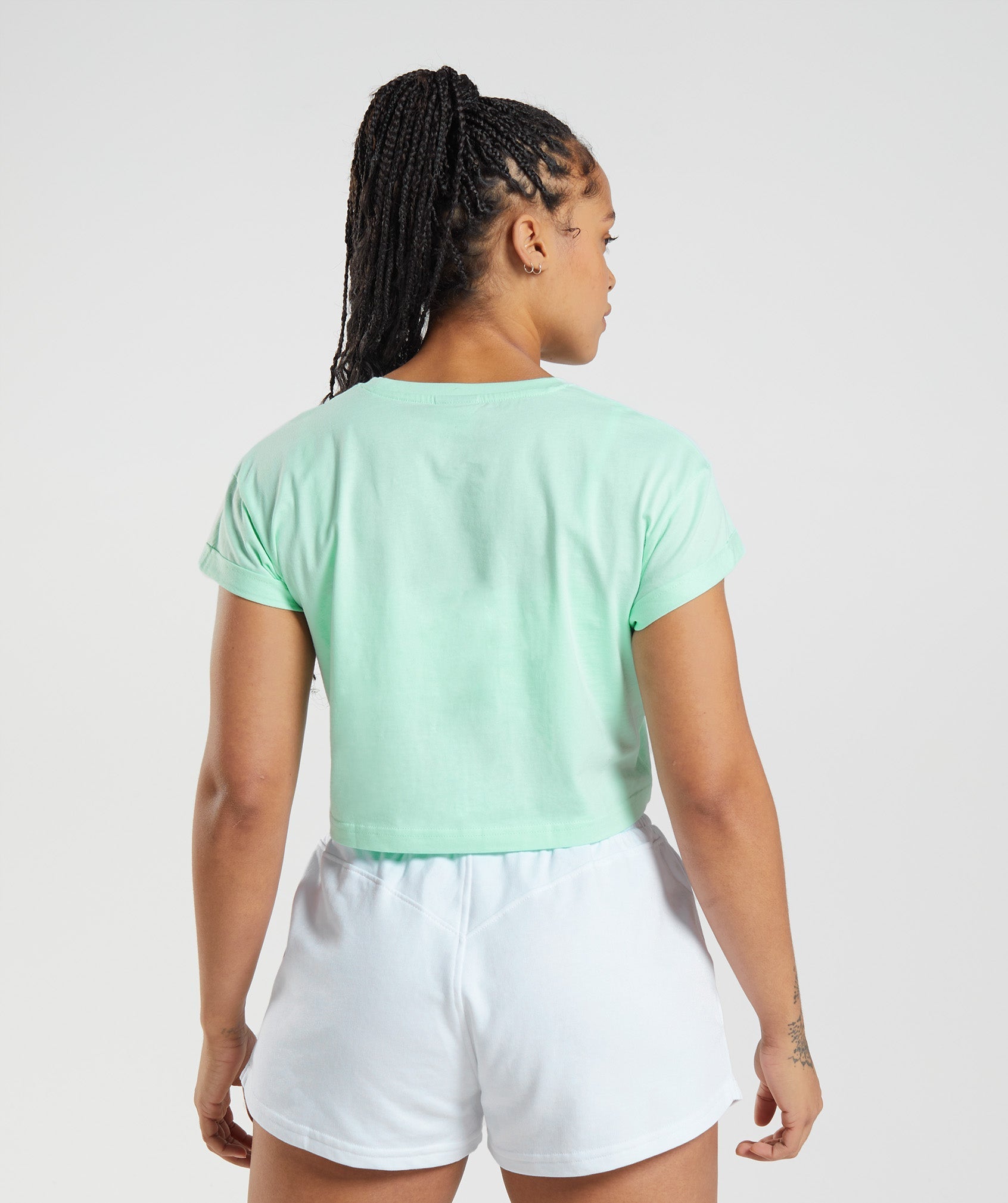 gymshark-legacy-crop-top-turbo-blue-ss22