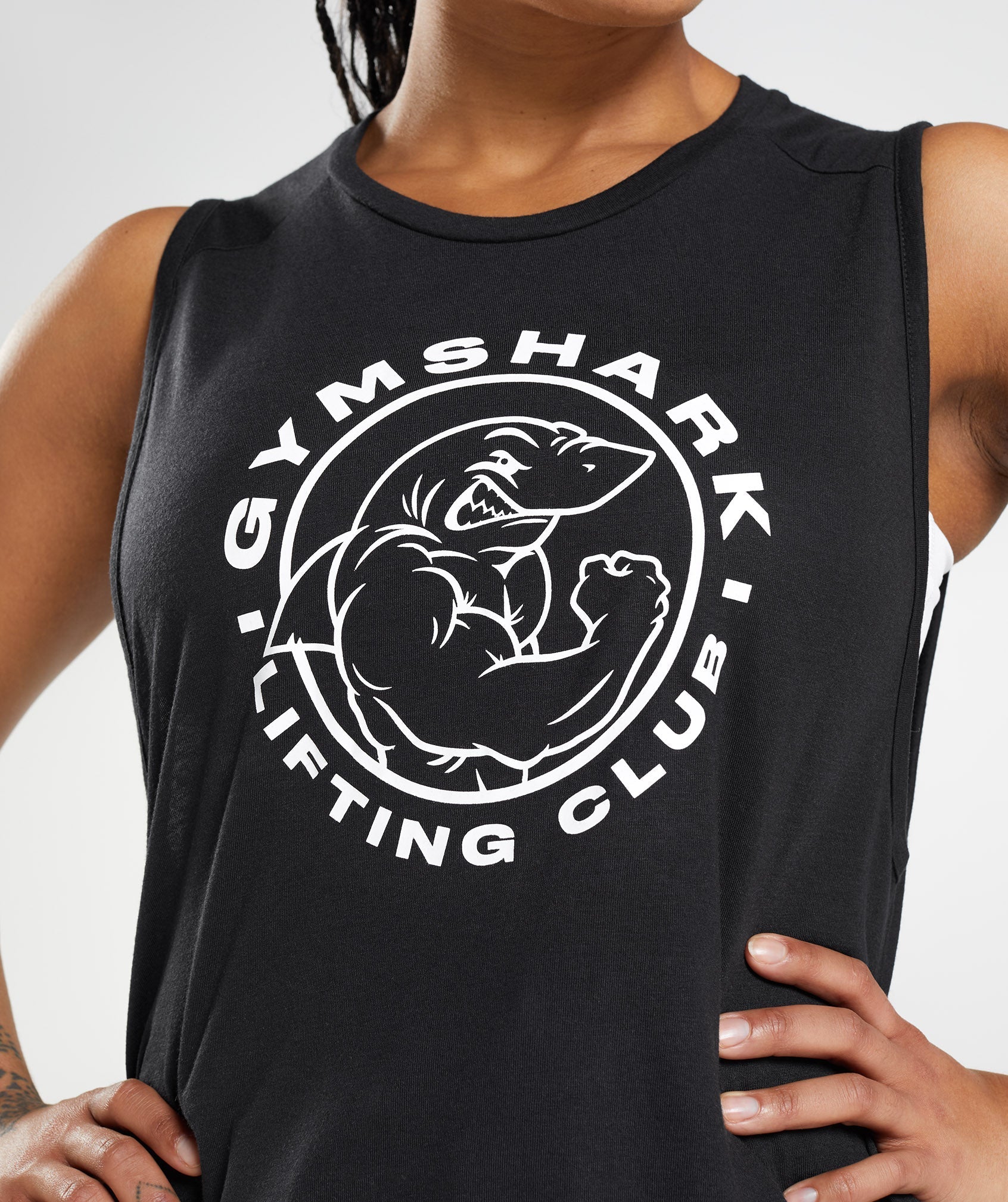 gymshark-legacy-tank-black-ss22