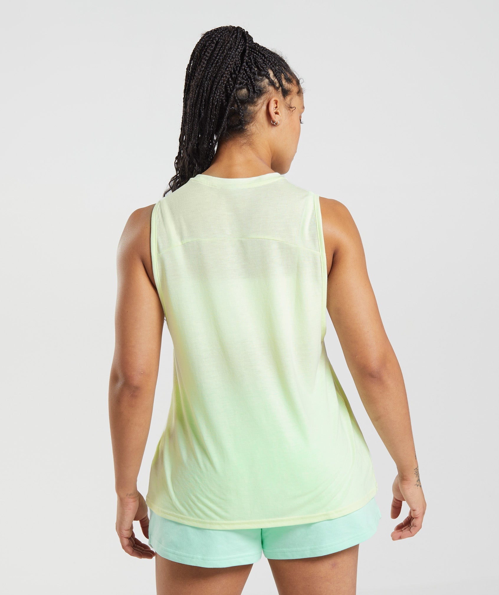 gymshark-legacy-tank-cucumber-green-ss22