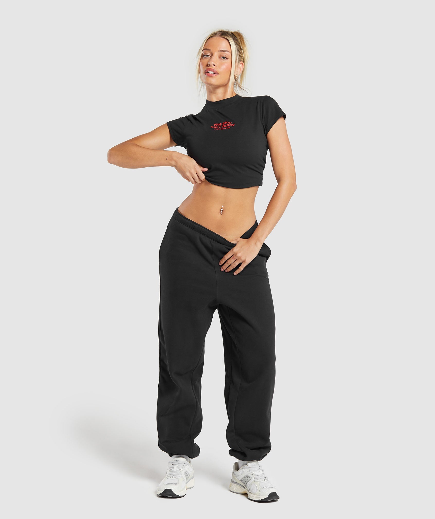 gymshark-lift-heavy-body-fit-t-shirt-black-aw24