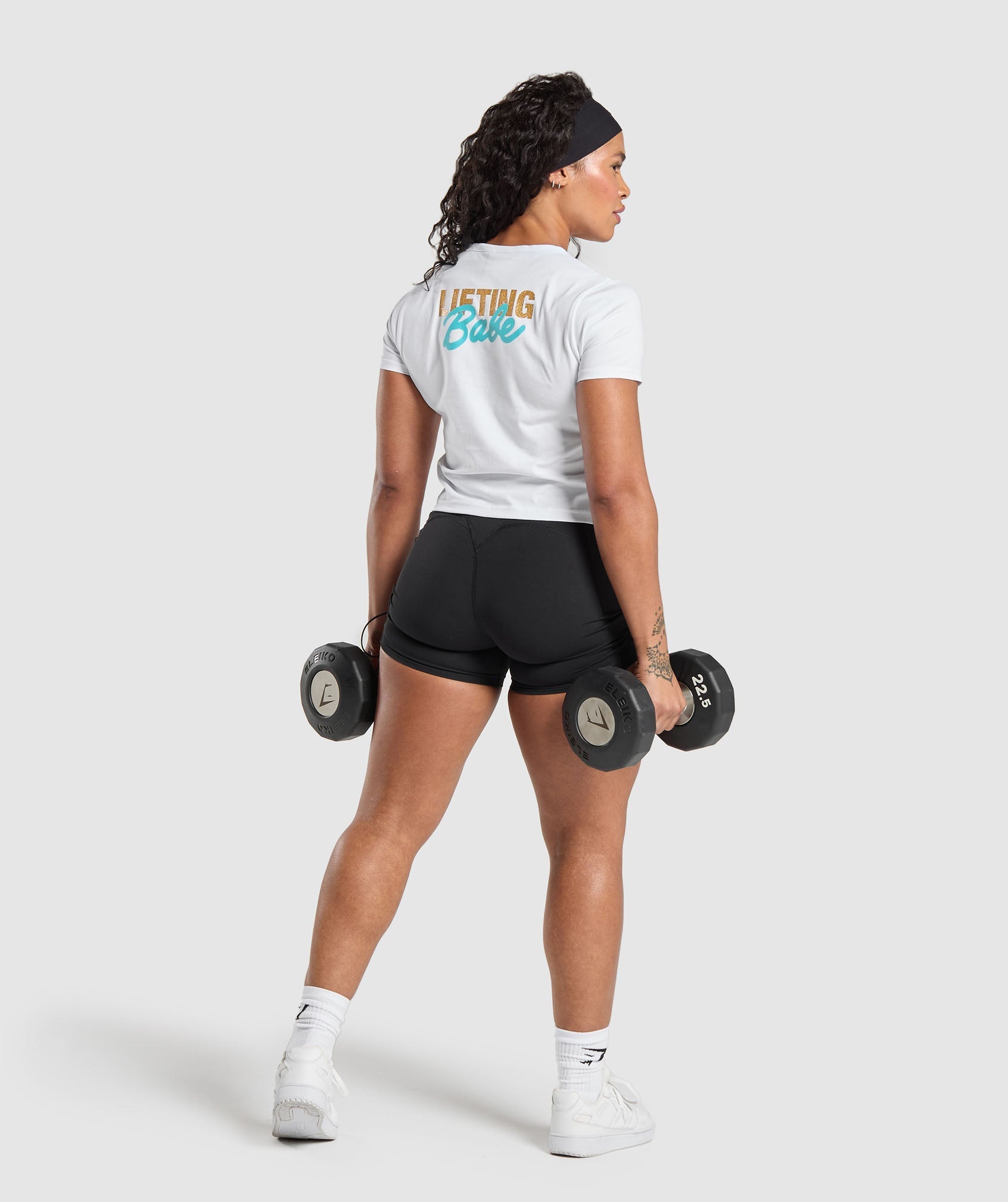 gymshark-lifting-babe-tee-white-ss24