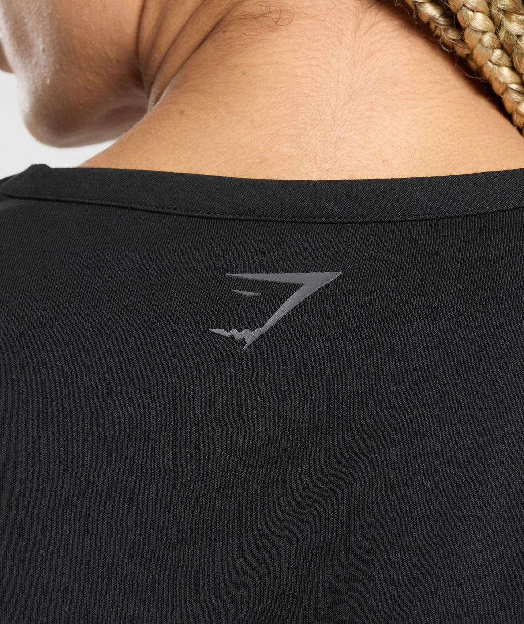 gymshark-lifting-baddie-midi-long-sleeve-top-black-ss24