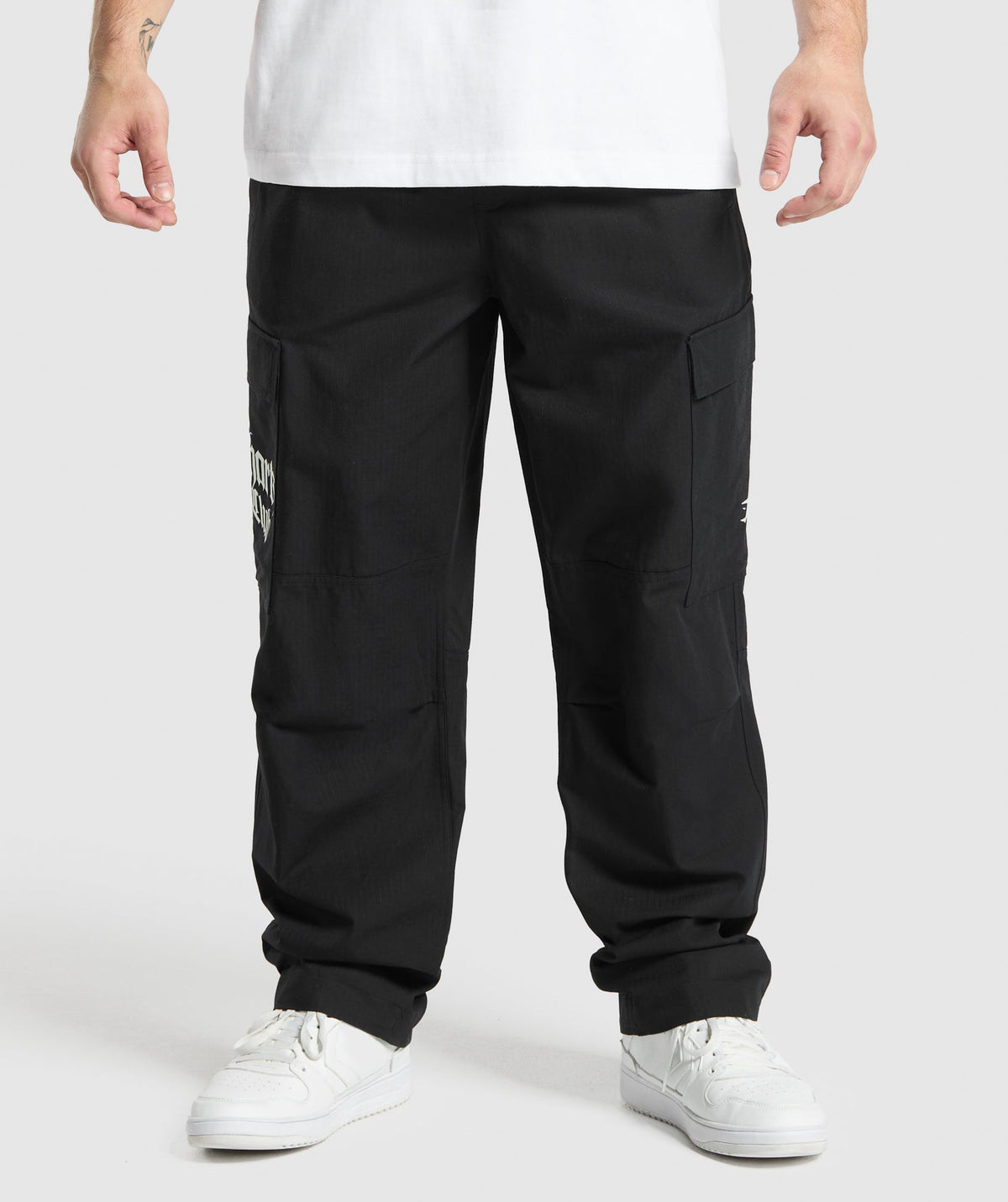 gymshark-lifting-club-ripstop-cargo-black-ss25