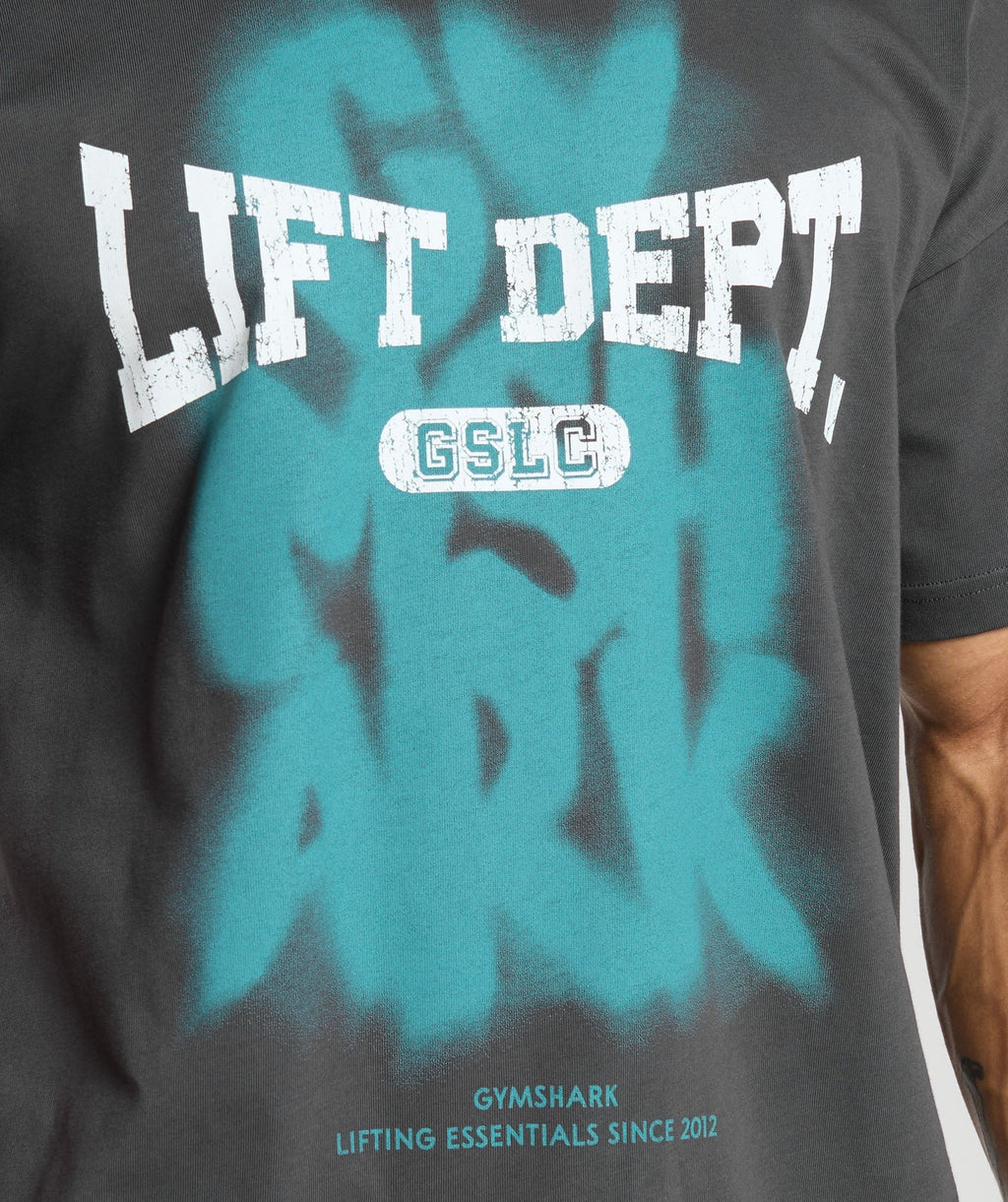 gymshark-lifting-dept-graffiti-t-shirt-asphalt-grey-ss24