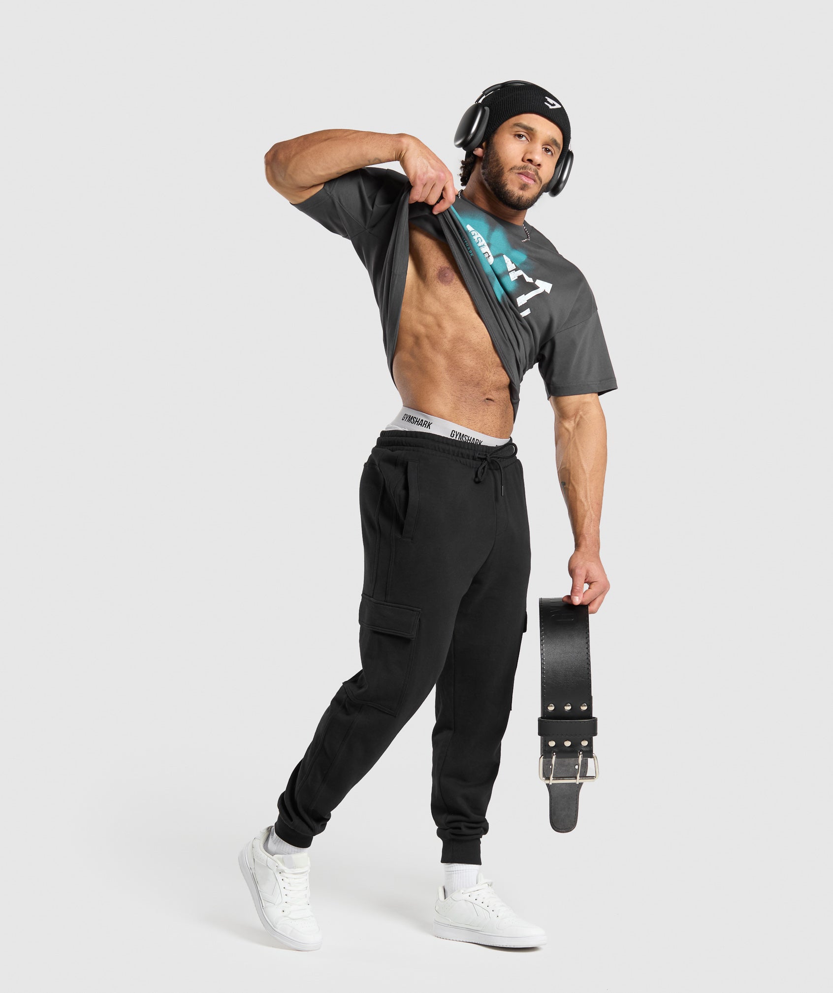 gymshark-lifting-dept-graffiti-t-shirt-asphalt-grey-ss24