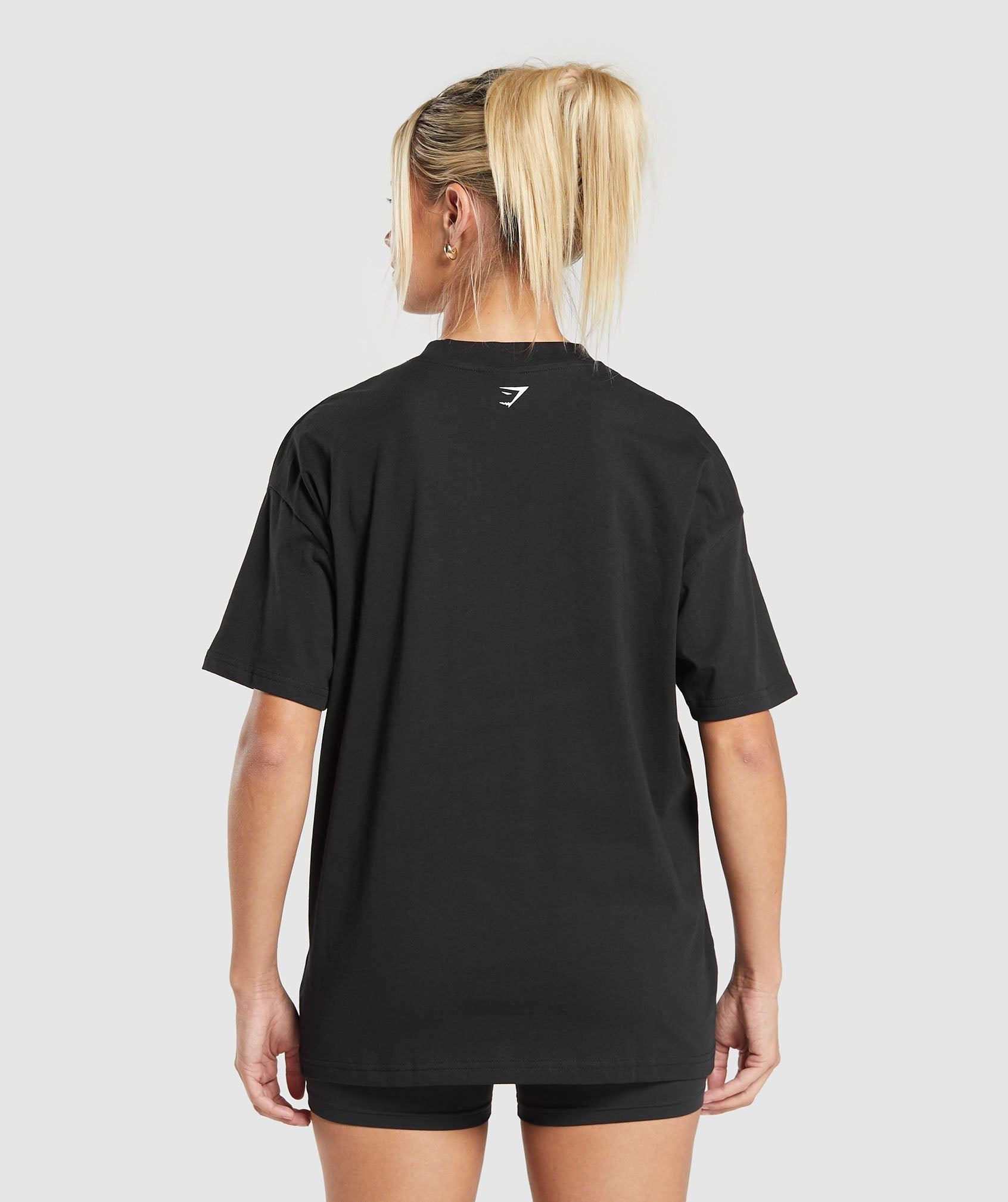 gymshark-care-label-graphic-oversized-t-shirt-black-aw24