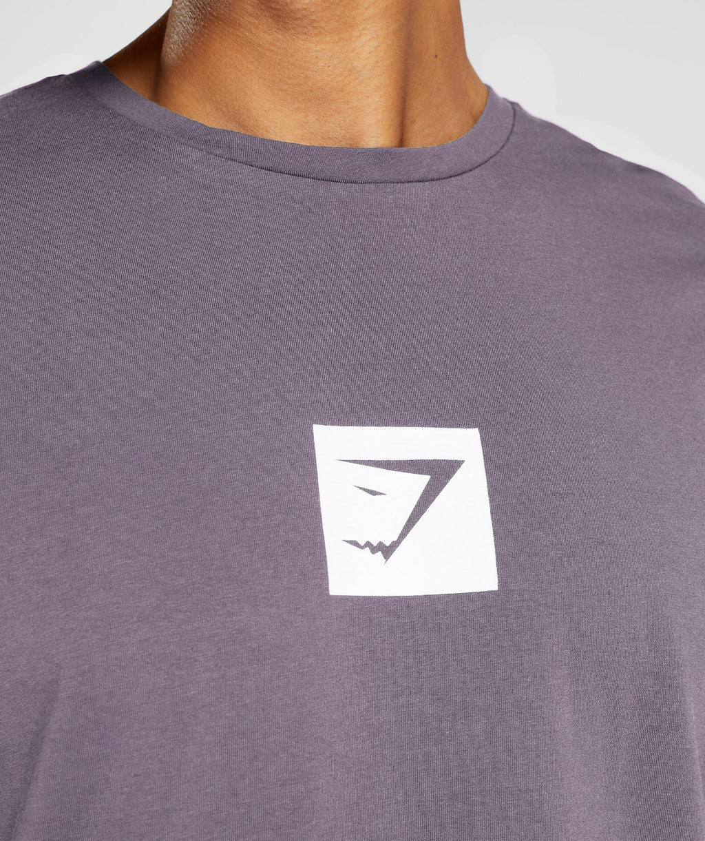 gymshark-outline-t-shirt-musk-lilac-aw22