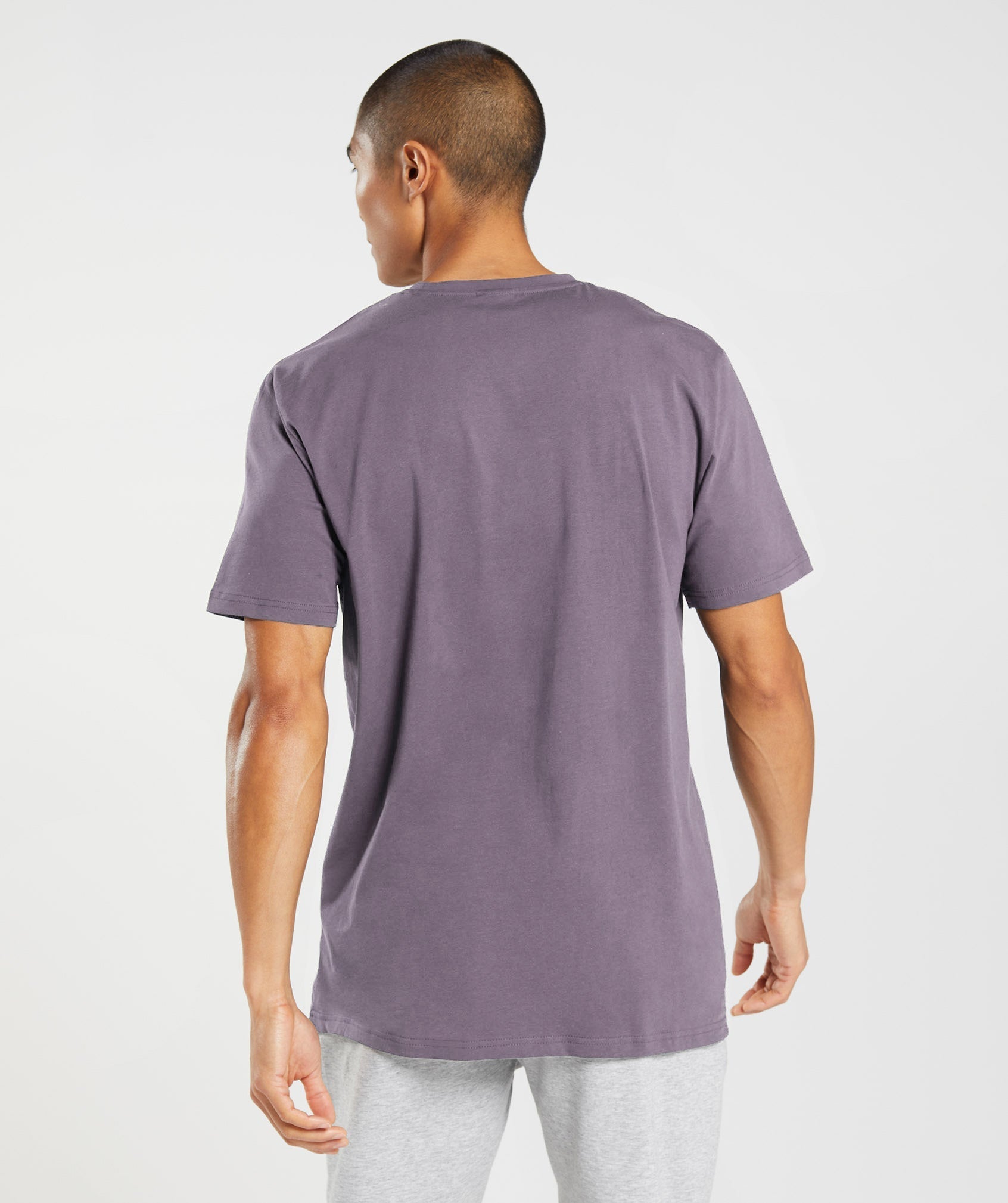 gymshark-outline-t-shirt-musk-lilac-aw22