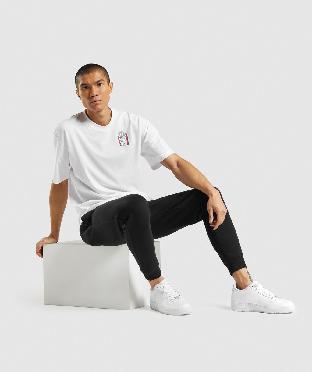 gymshark-diner-graphic-oversized-t-shirt-white-aw21