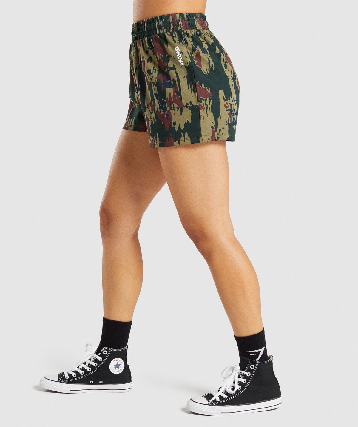gymshark-graphic-camo-dark-green-camo