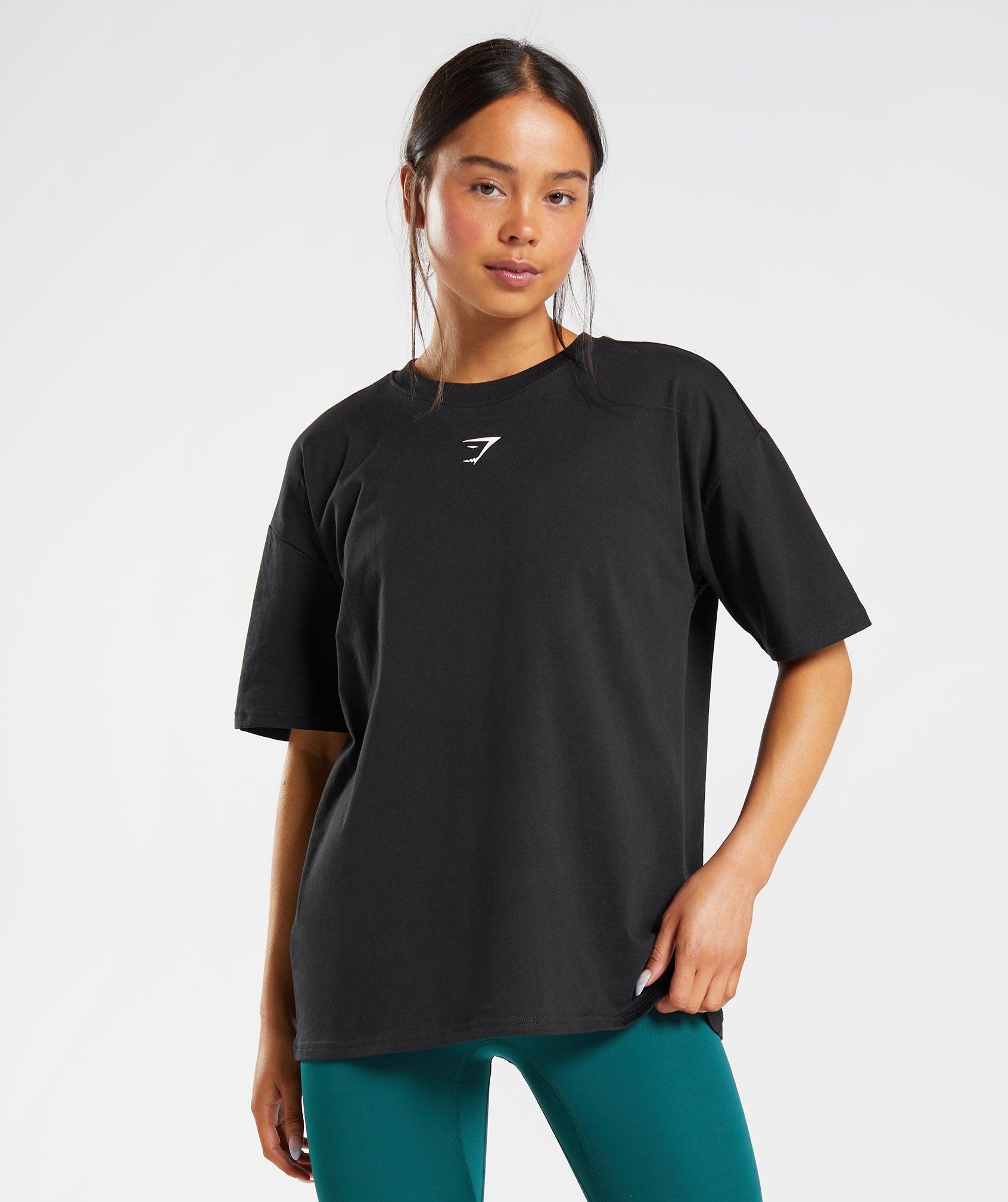 gymshark-fraction-oversized-t-shirt-black-white-aw22