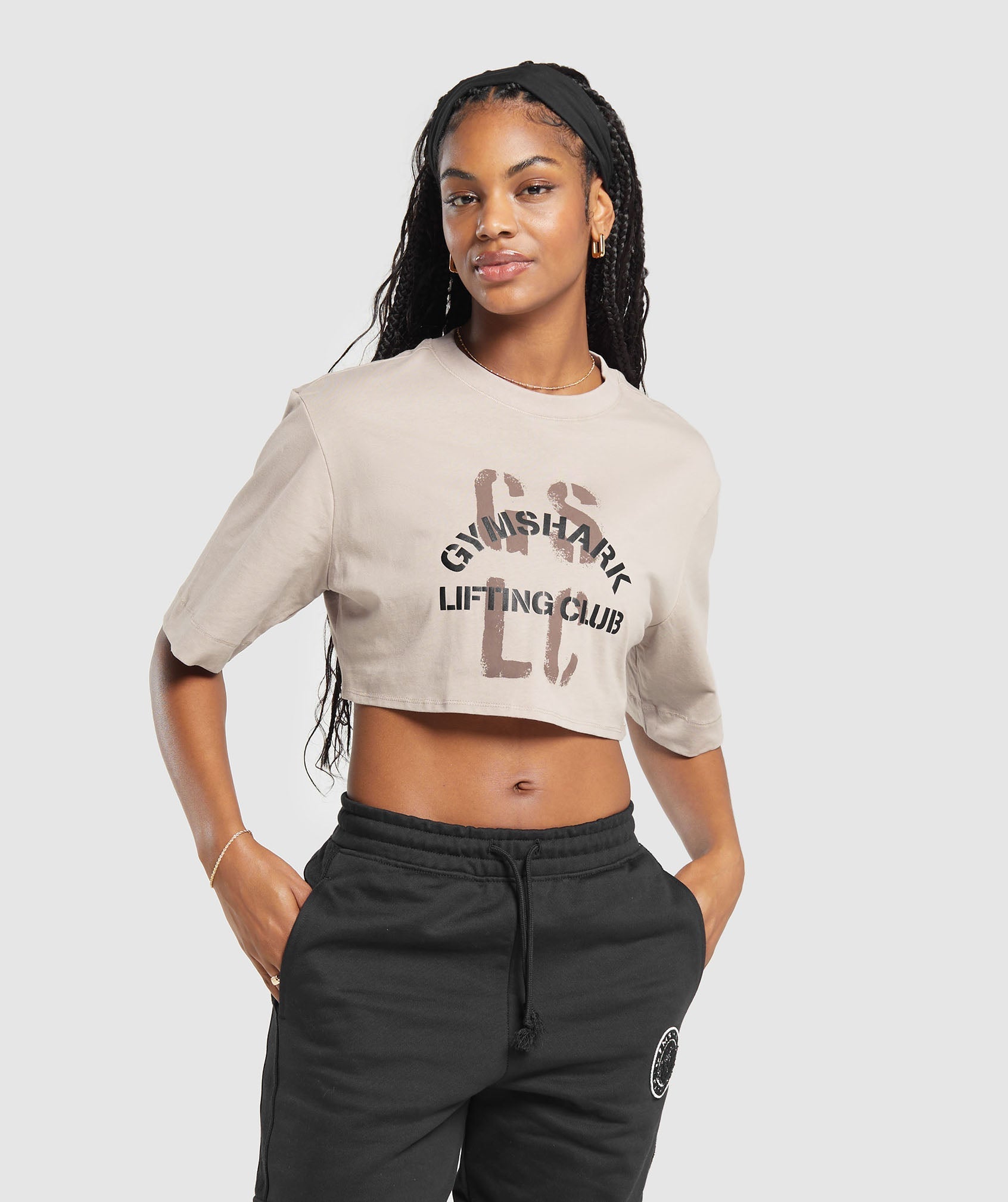 gymshark-built-crop-top-stone-pink-aw23
