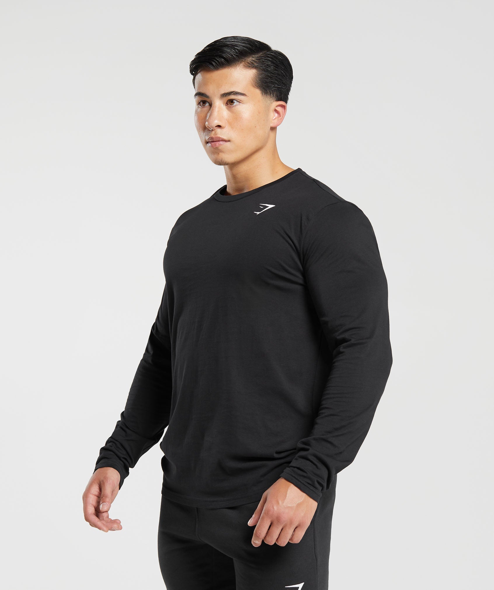gymshark-lifting-club-long-sleeve-t-shirt-black-aw23