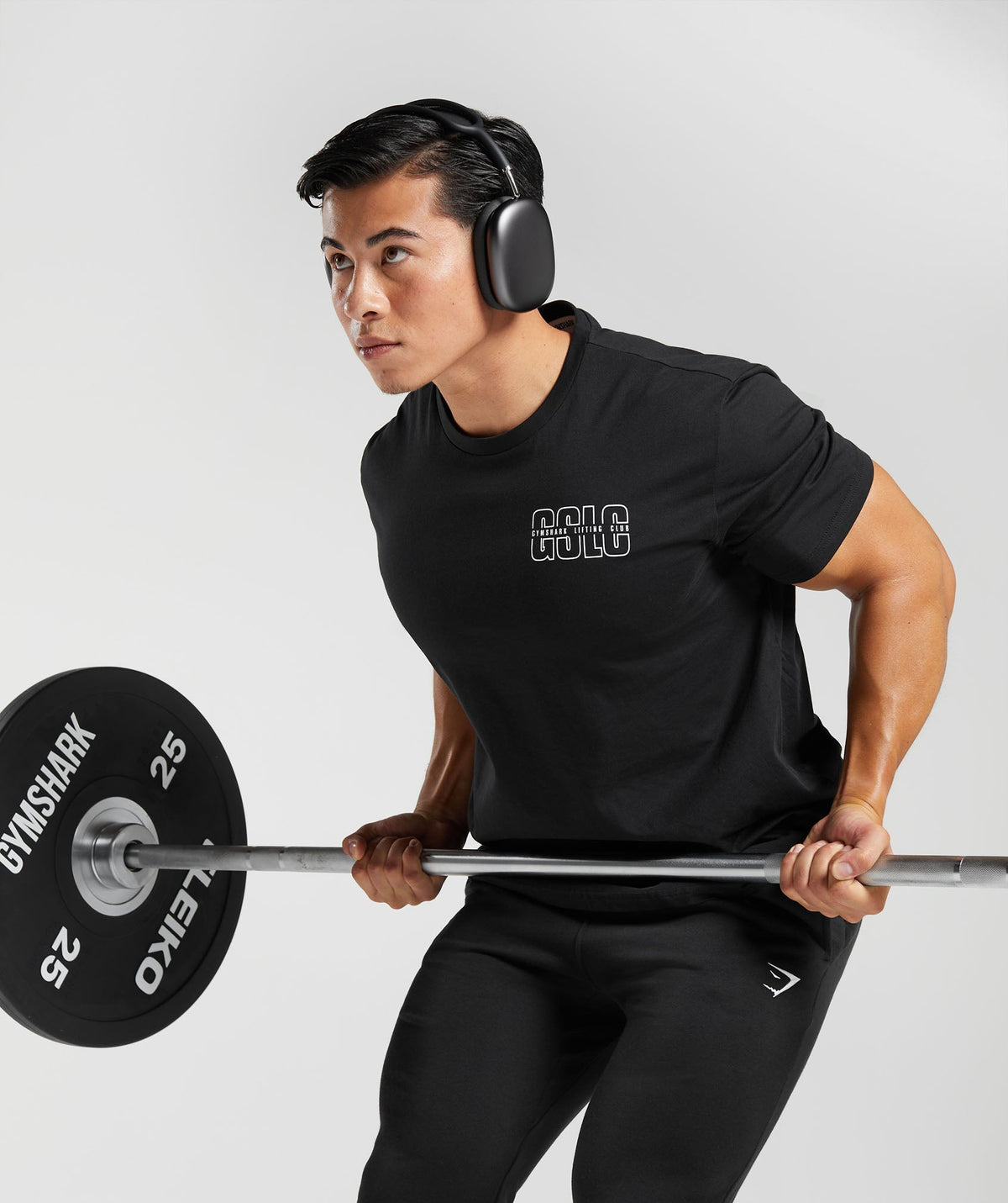 gymshark-lifting-club-t-shirt-black-aw23