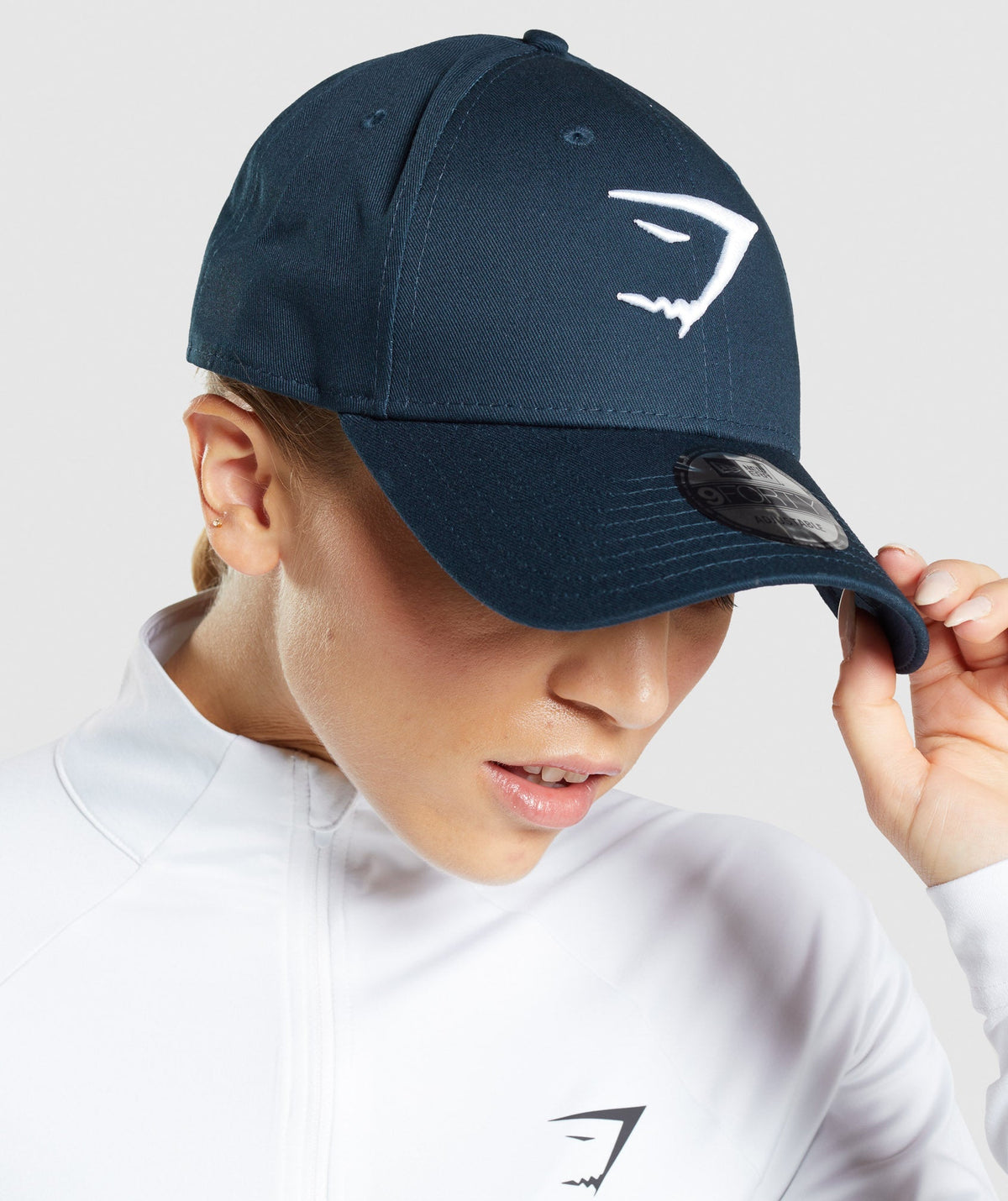 gymshark-new-era-9forty-adjustable-blue-aw21