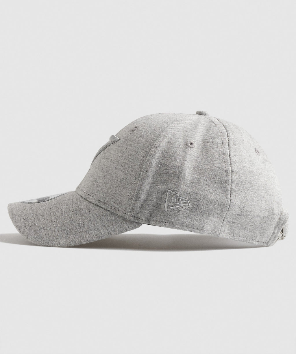 gymshark-new-era-9forty-adjustable-grey-aw21