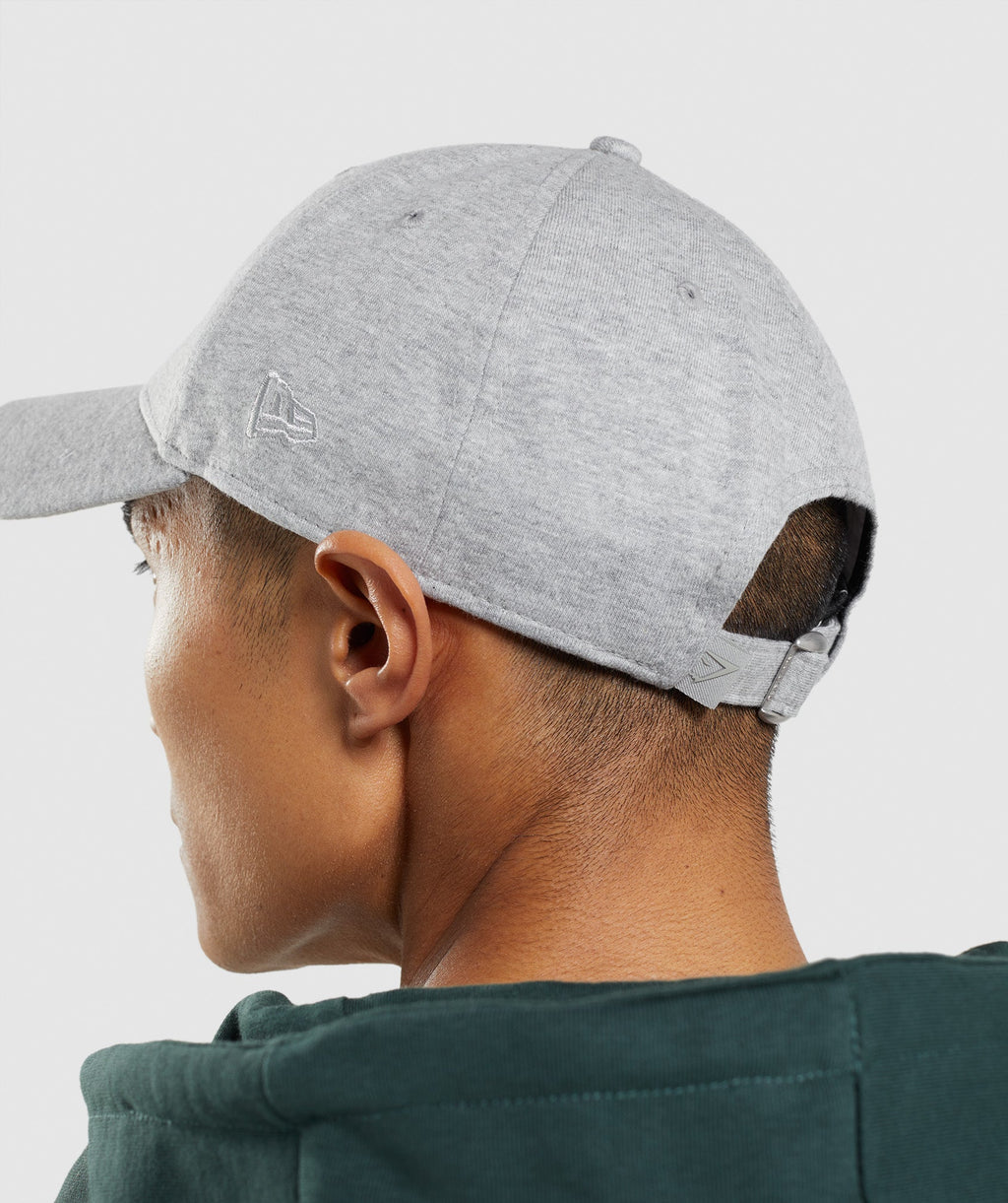 gymshark-new-era-9forty-adjustable-grey-aw21