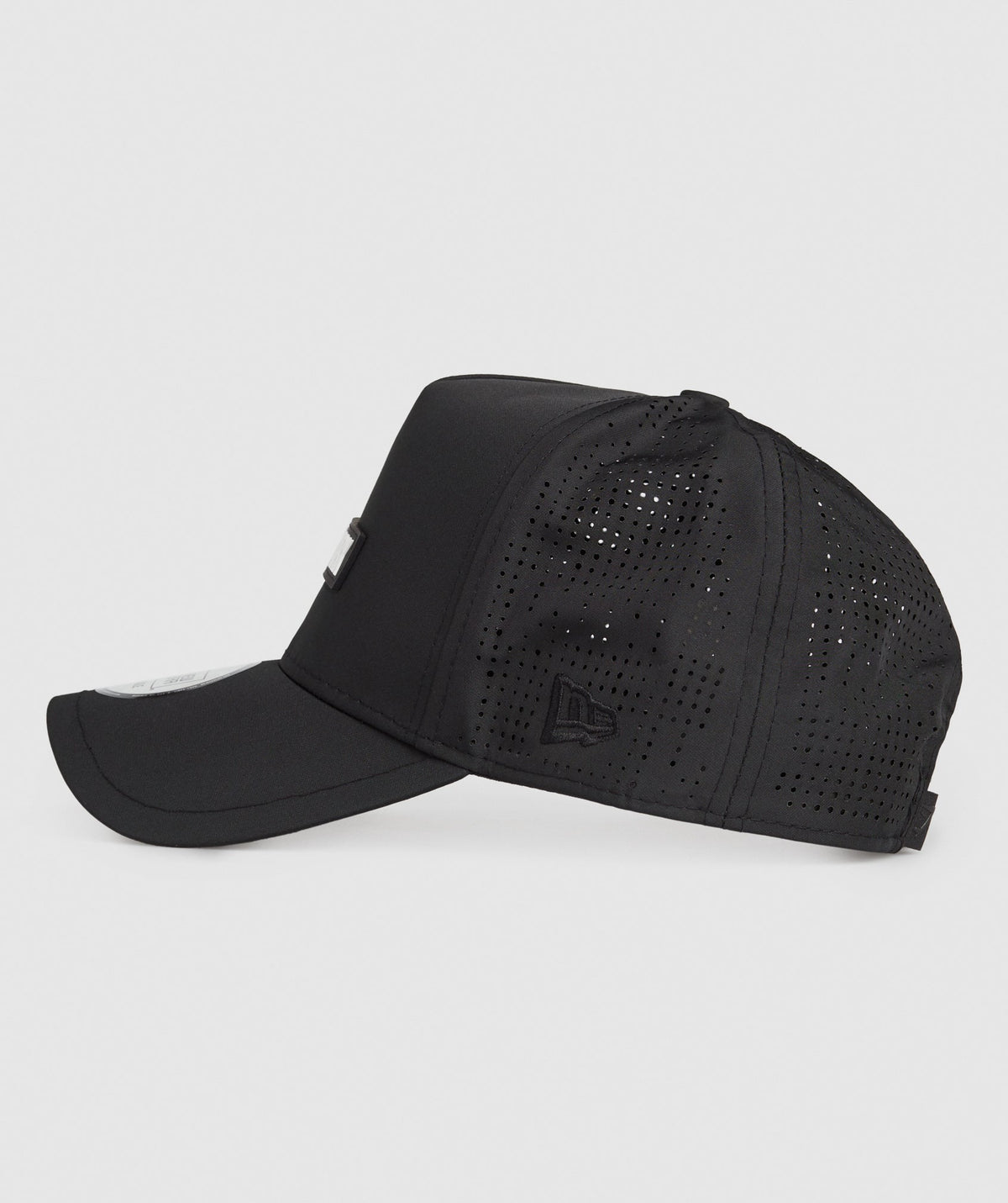 gymshark-new-era-39thirty-snapback-black-aw21
