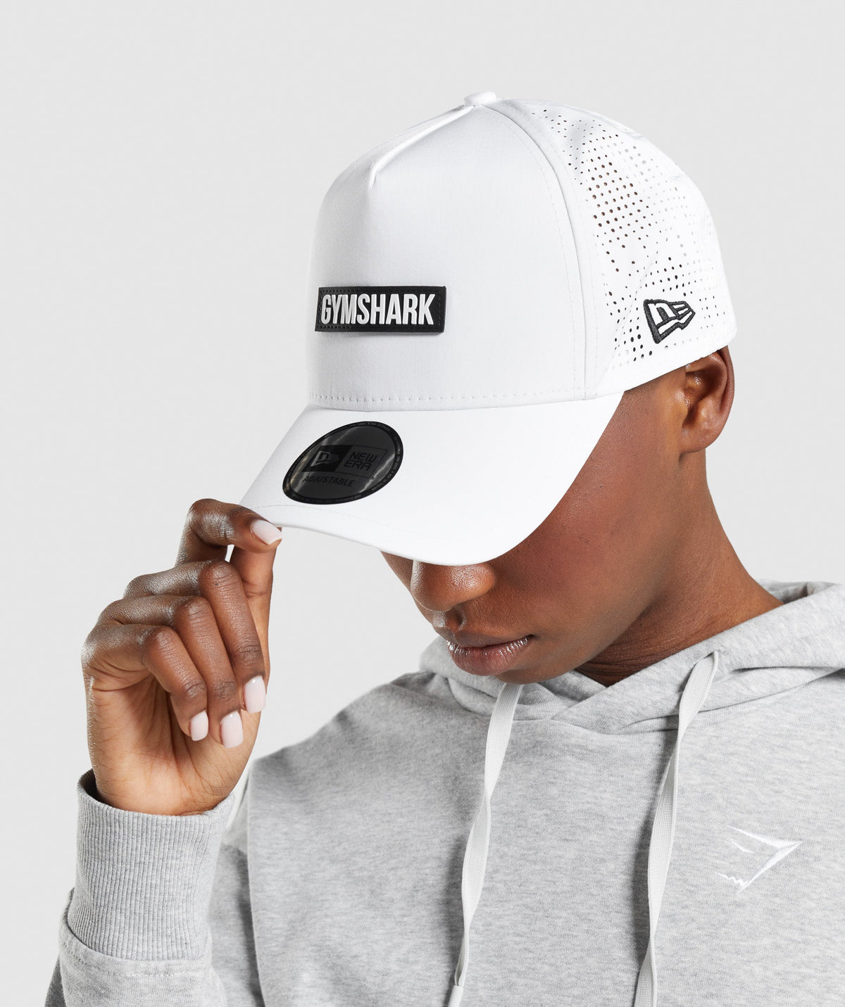 gymshark-new-era-39thirty-snapback-white-aw21