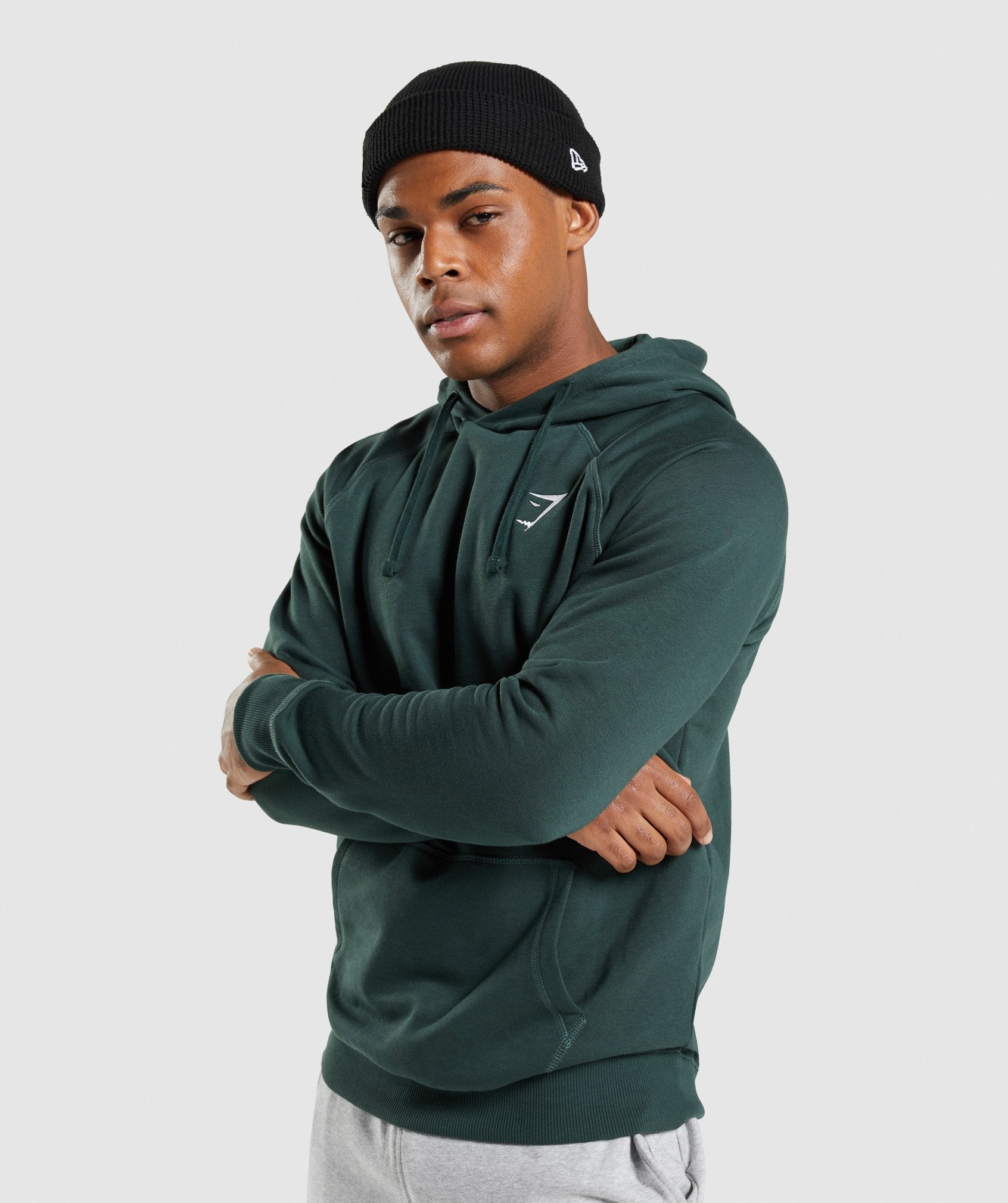 gymshark-new-era-fishermans-beanie-black-aw21