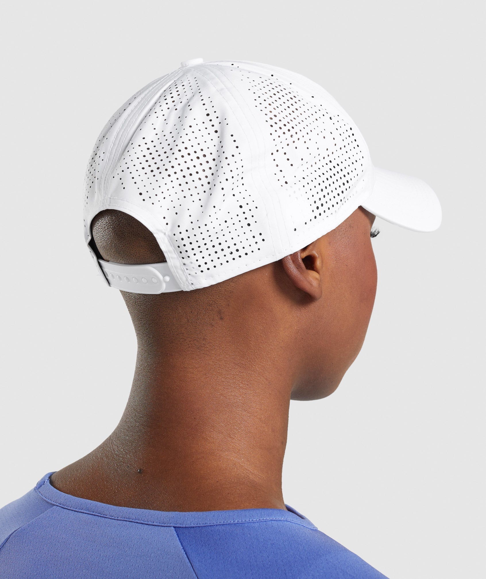 gymshark-new-era-gs-9forty-mesh-snapback-white-aw21