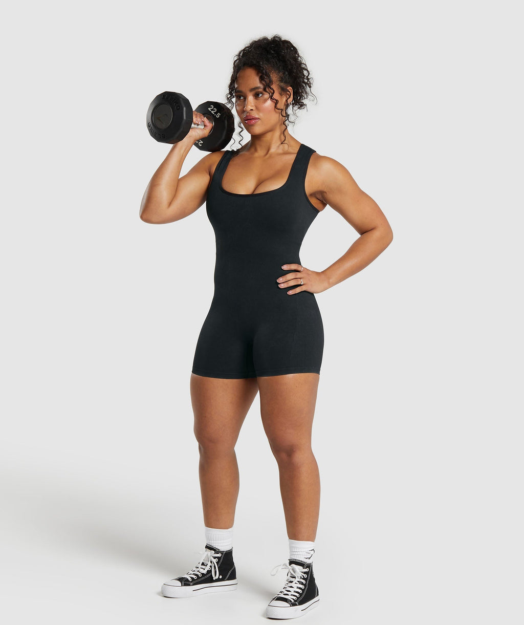 gymshark-gains-seamless-all-in-one-black-ss24