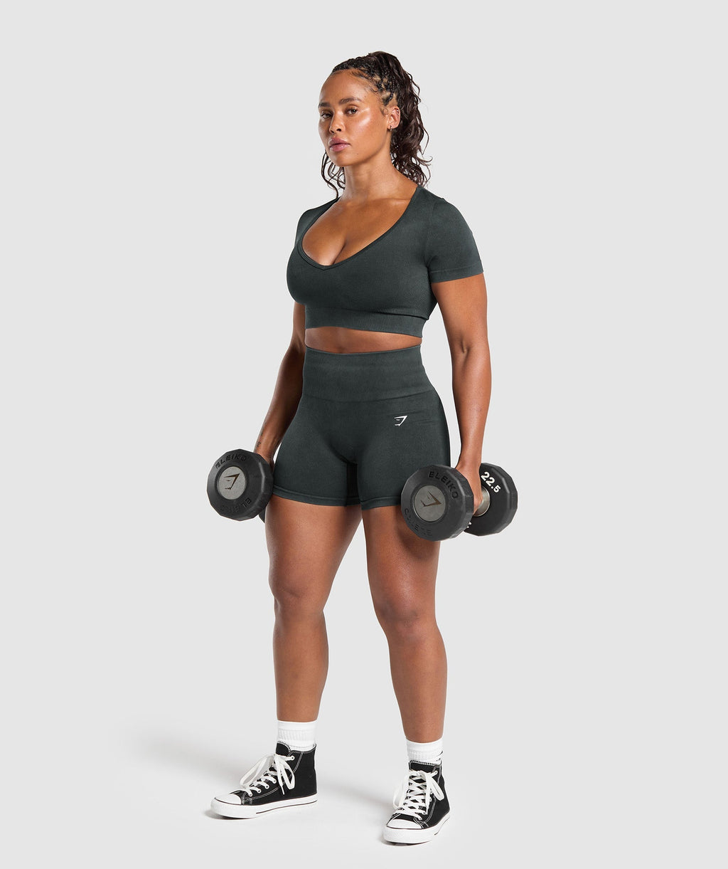 gymshark-gains-seamless-washed-crop-top-black-ss25