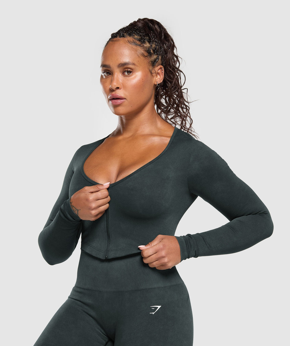 gymshark-gains-seamless-washed-zip-up-jacket-black-ss25