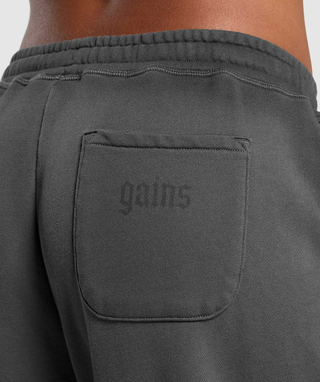 gymshark-gains-washed-loopback-joggers-grey-ss25