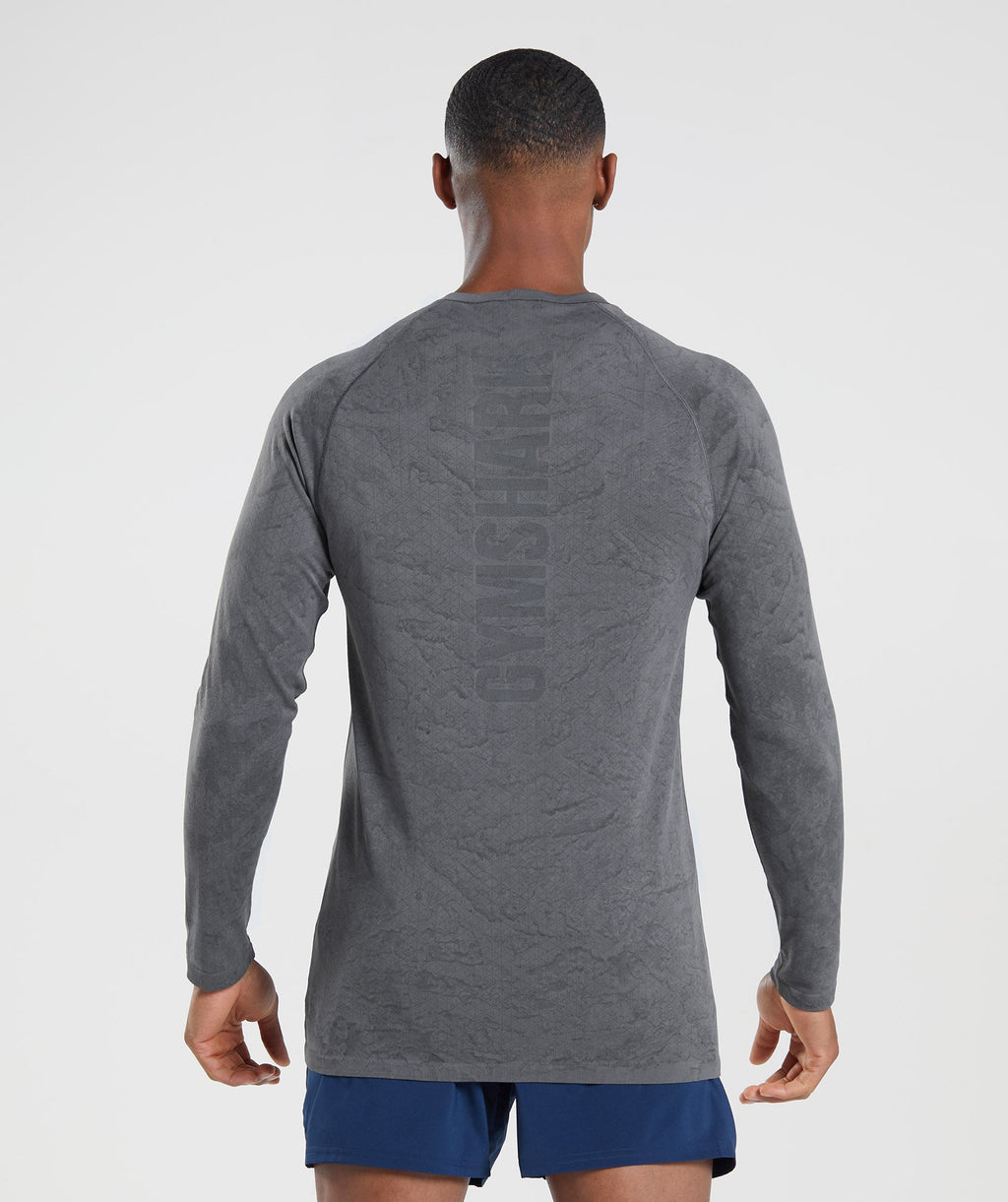 gymshark-geo-seamless-long-sleeve-t-shirt-charcoal-grey-black-ss22