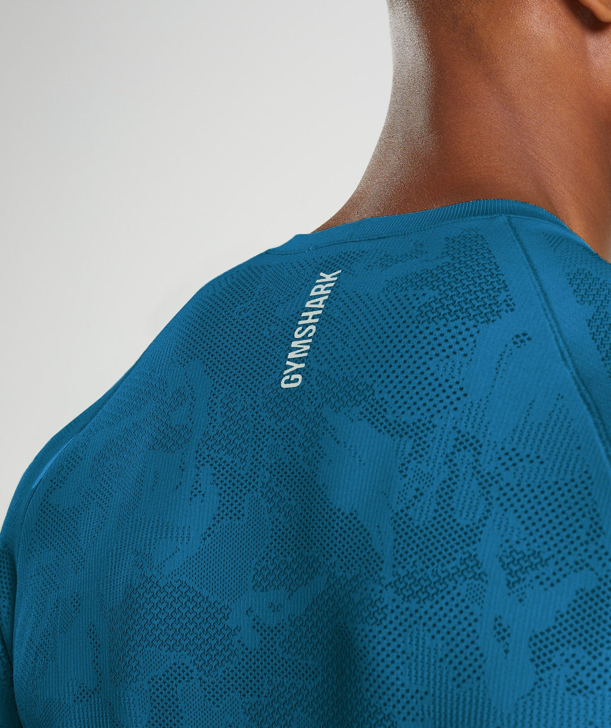 gymshark-geo-seamless-long-sleeve-t-shirt-atlantic-blue-shark-blue-aw22