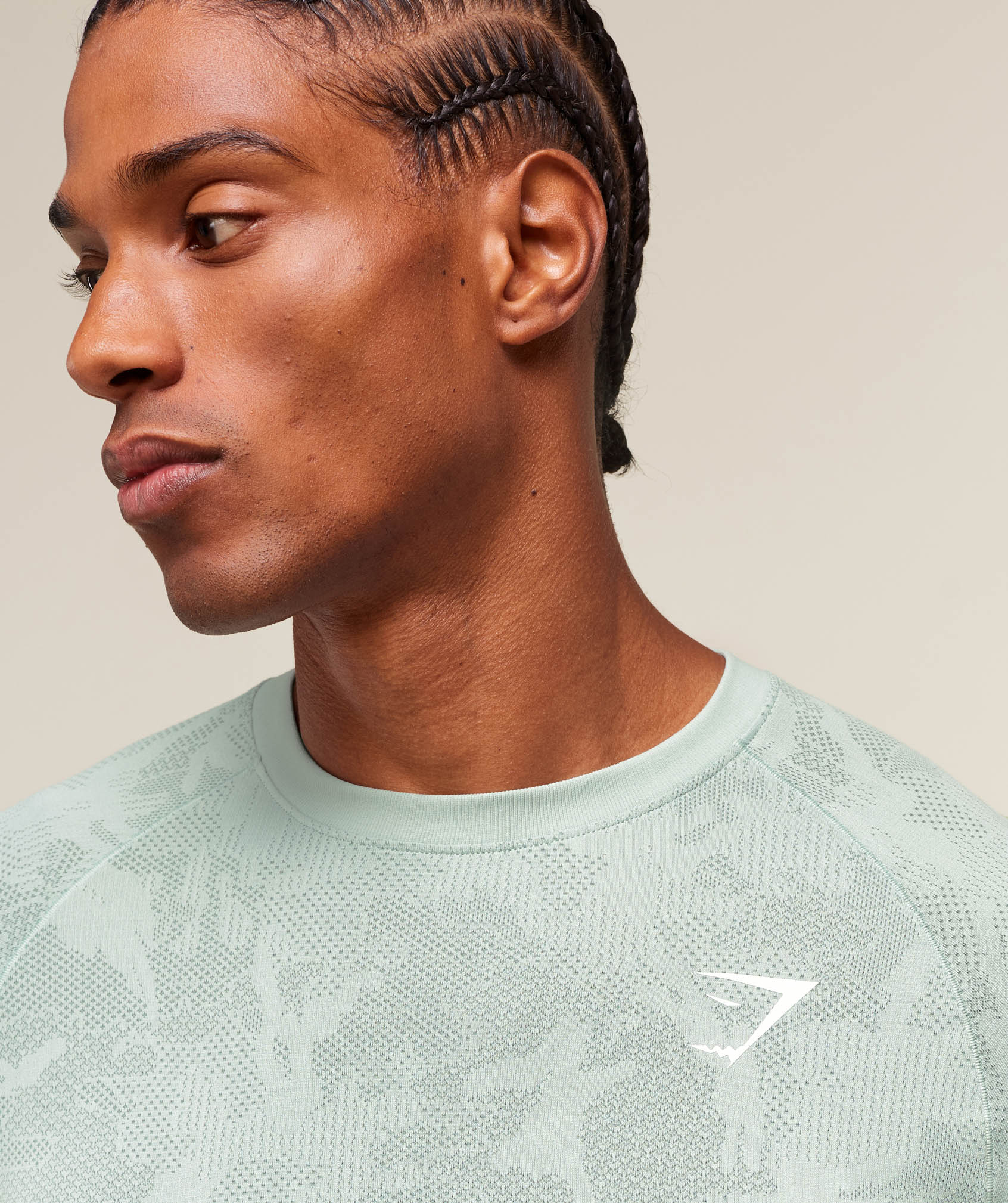 gymshark-geo-seamless-long-sleeve-t-shirt-morning-blue-celeste-blue-ss25