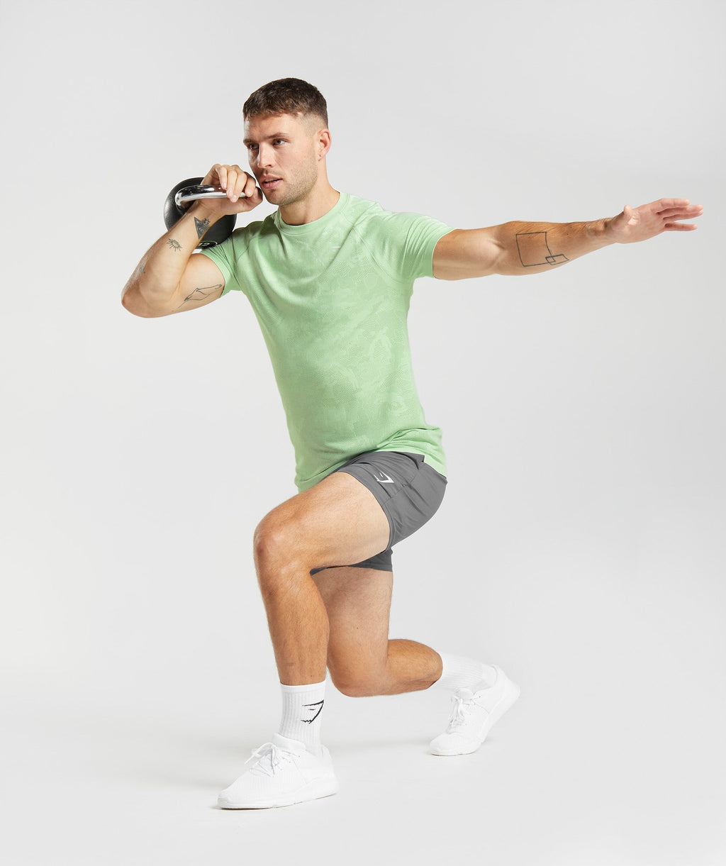 gymshark-geo-seamless-t-shirt-aloe-green-tea-green-aw22